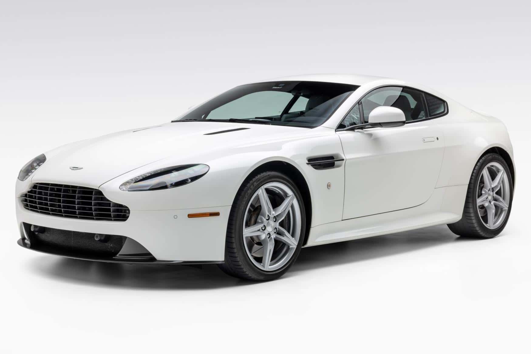2016 Aston Martin Vantage sold for $60,500