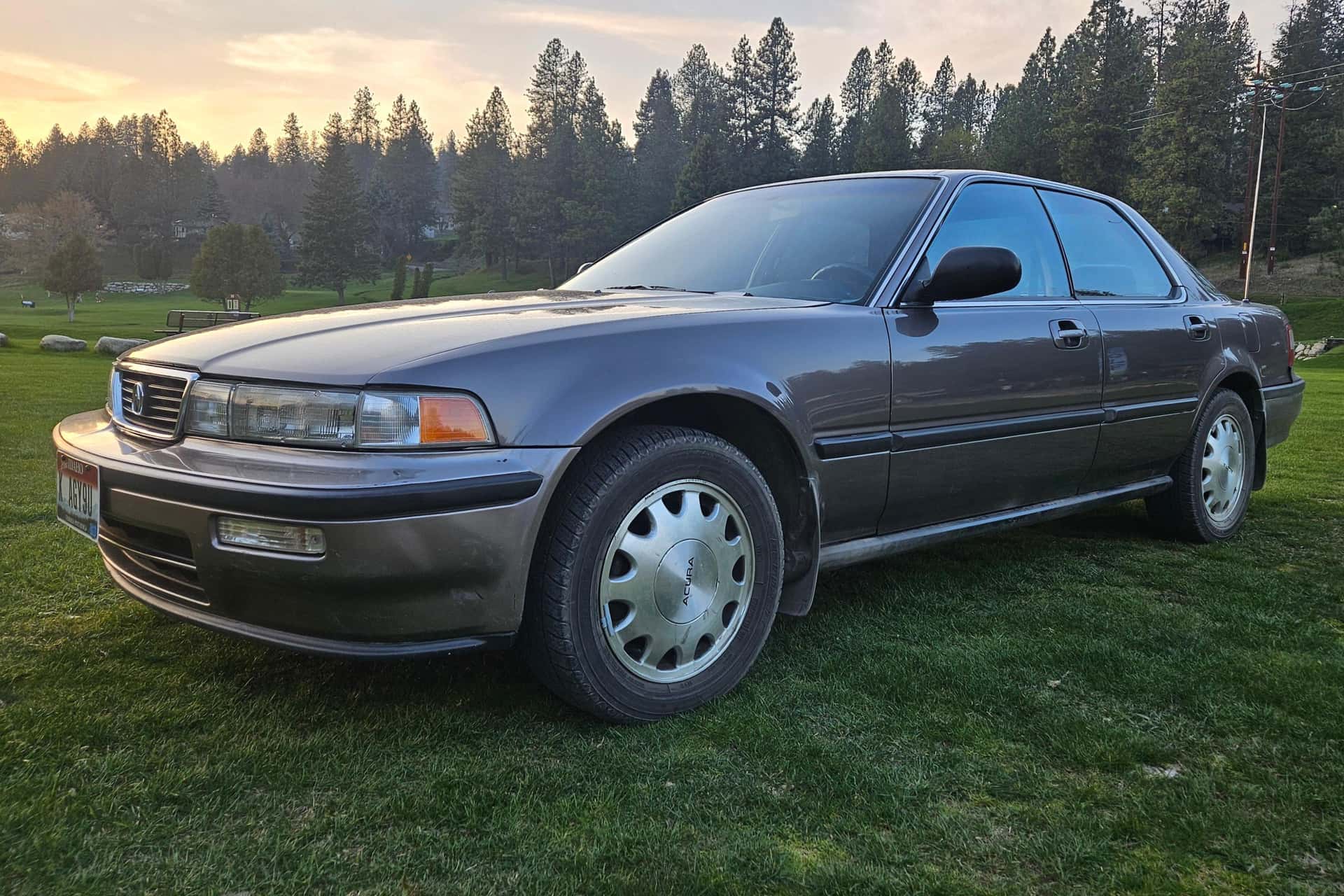 1992 Acura Vigor sold for $5,000
