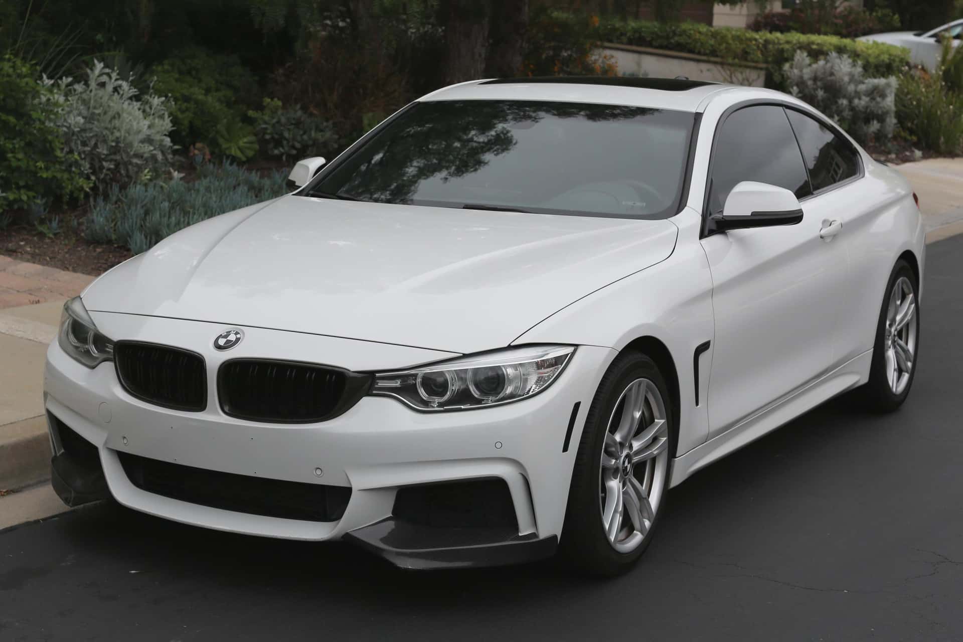 2014 BMW 4 Series sold for $9,000