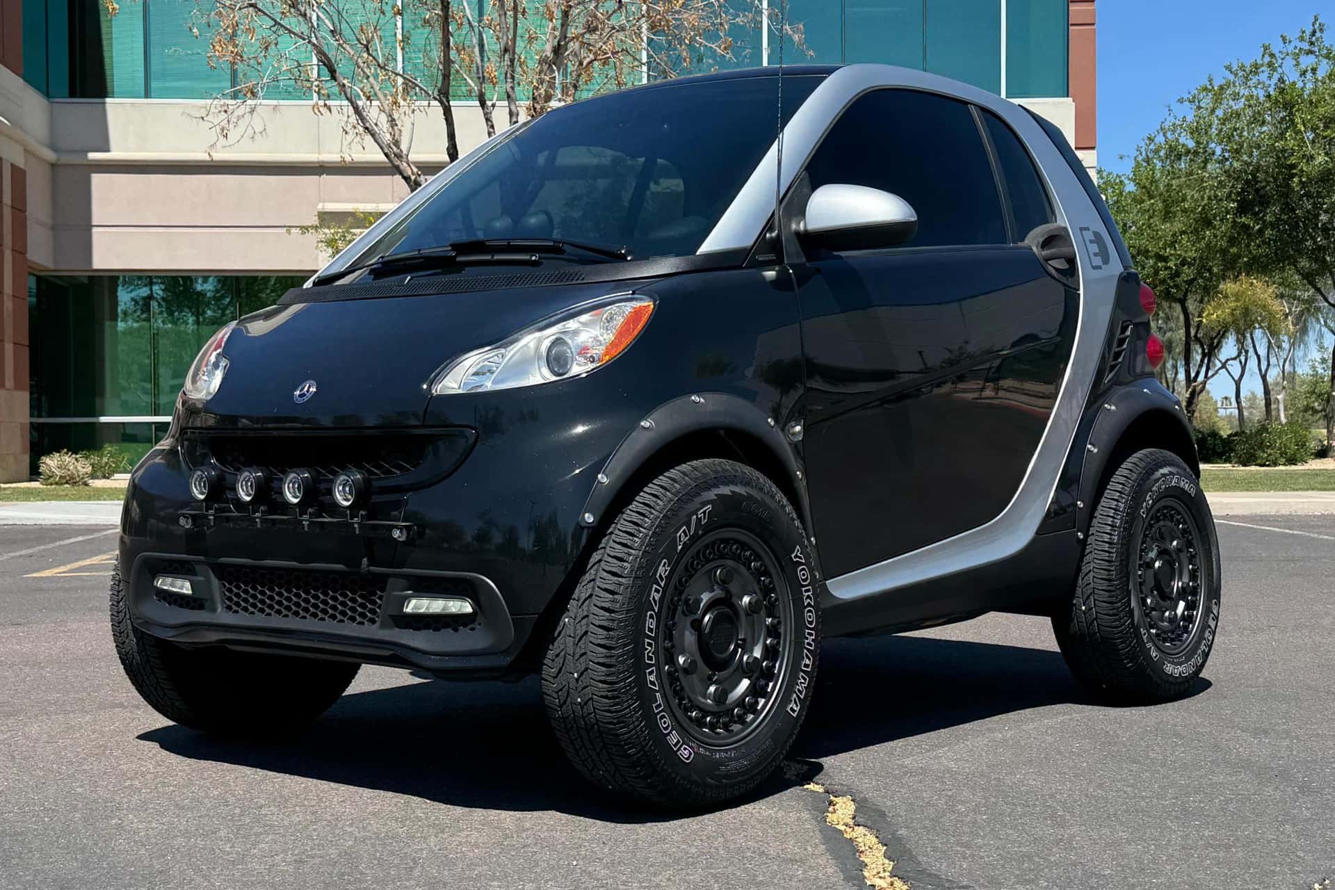 2013 Smart Fortwo sold for $7,200