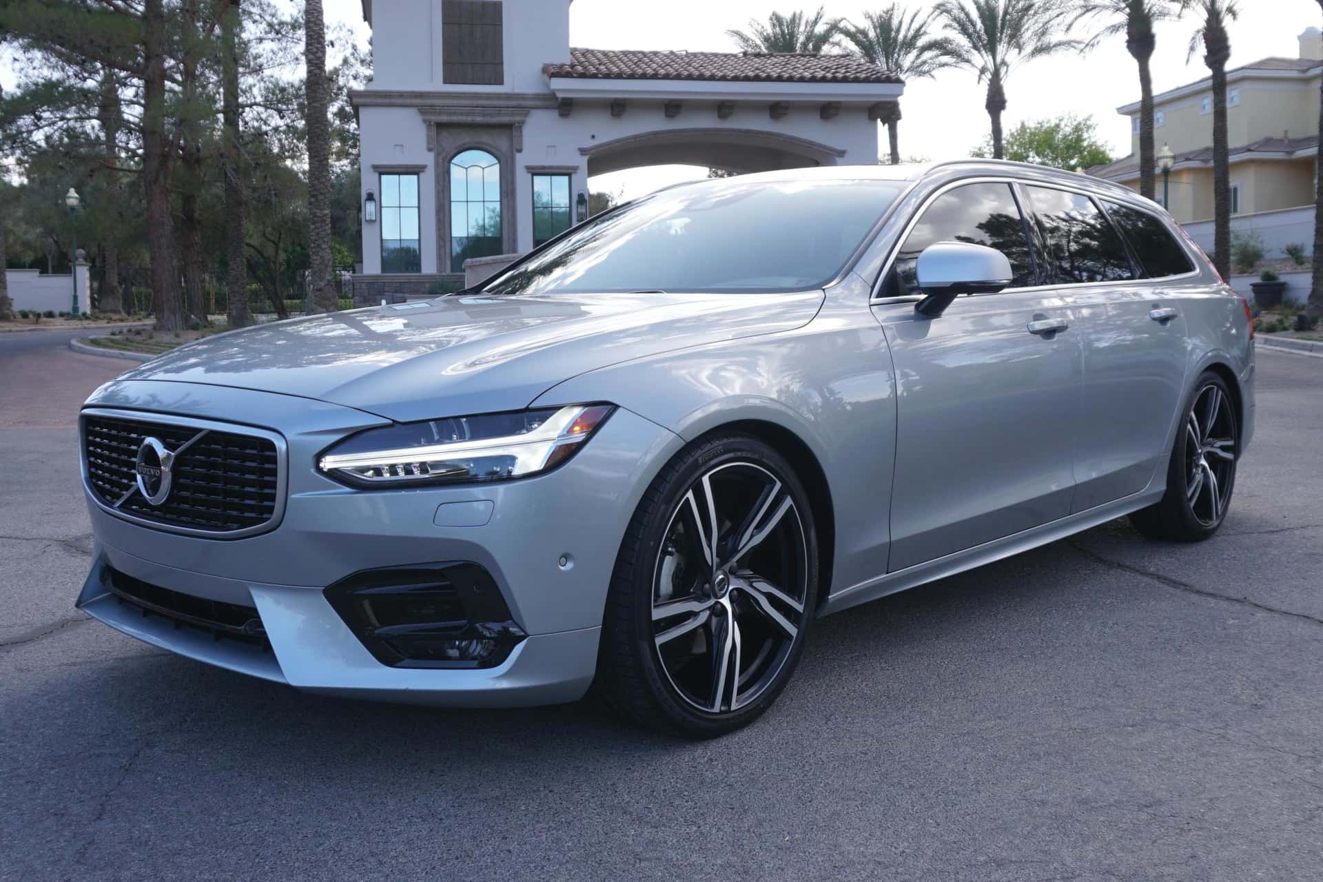 2019 Volvo V90 sold for $35,000