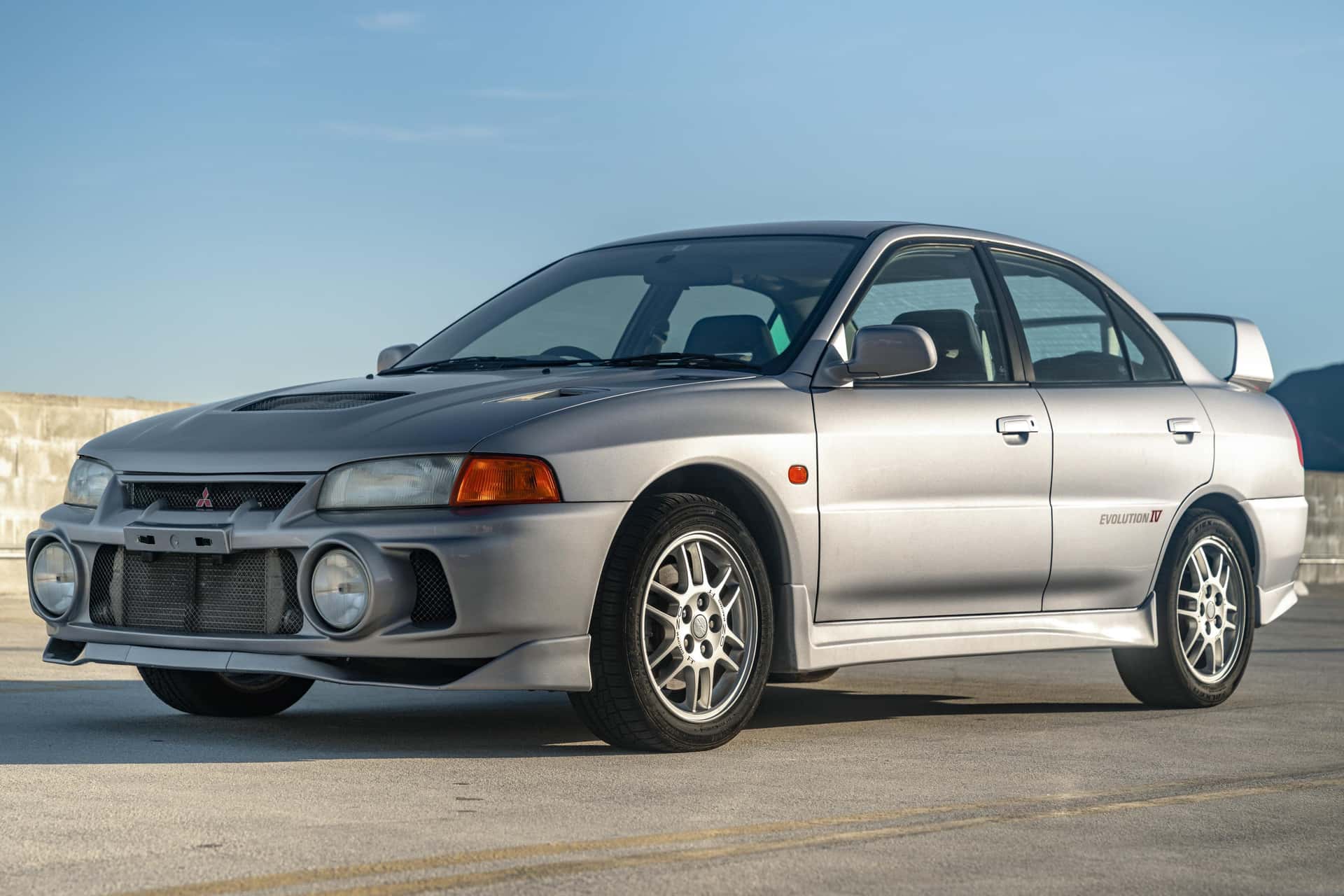1996 Mitsubishi Lancer Evolution sold for $23,750