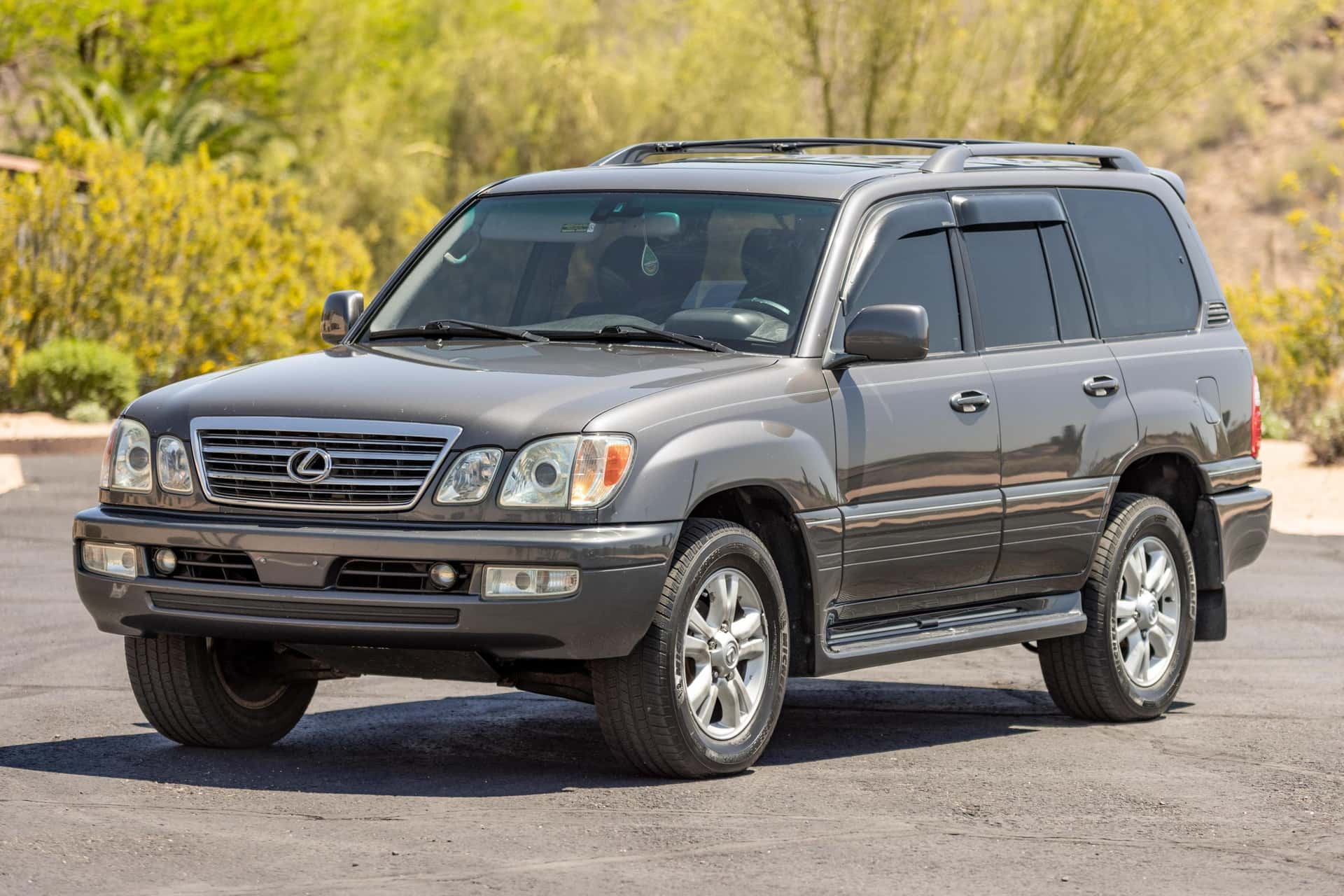 2005 Lexus LX sold for $18,000
