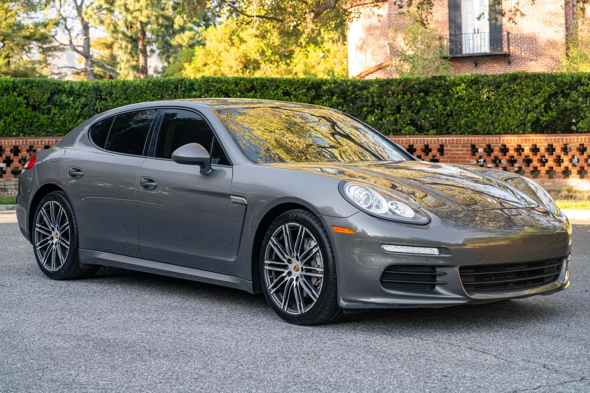 2016 Porsche Panamera sold for $16,500