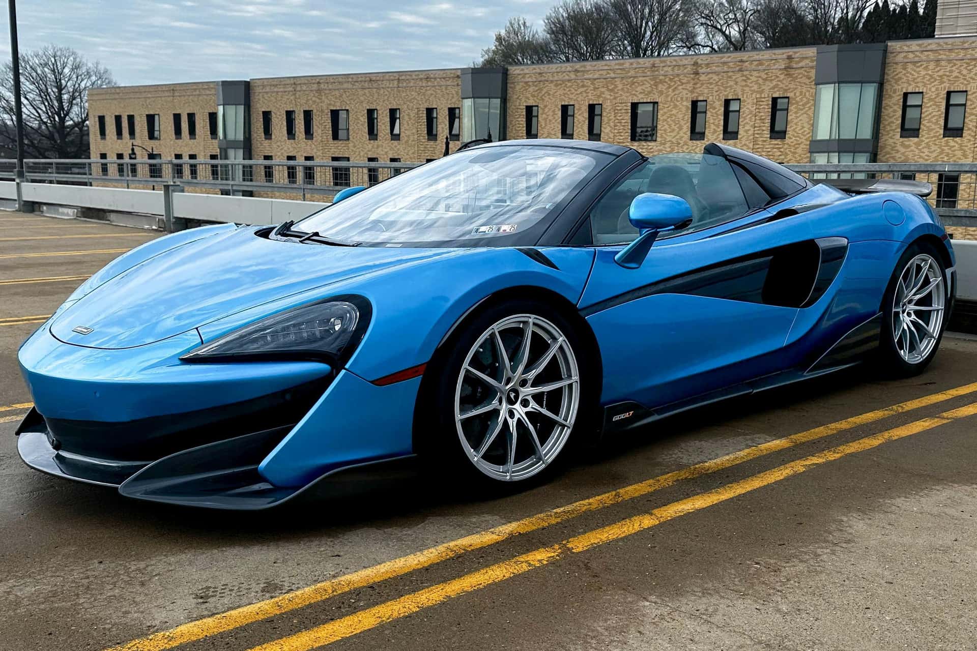 2020 McLaren 600LT sold for $202,000