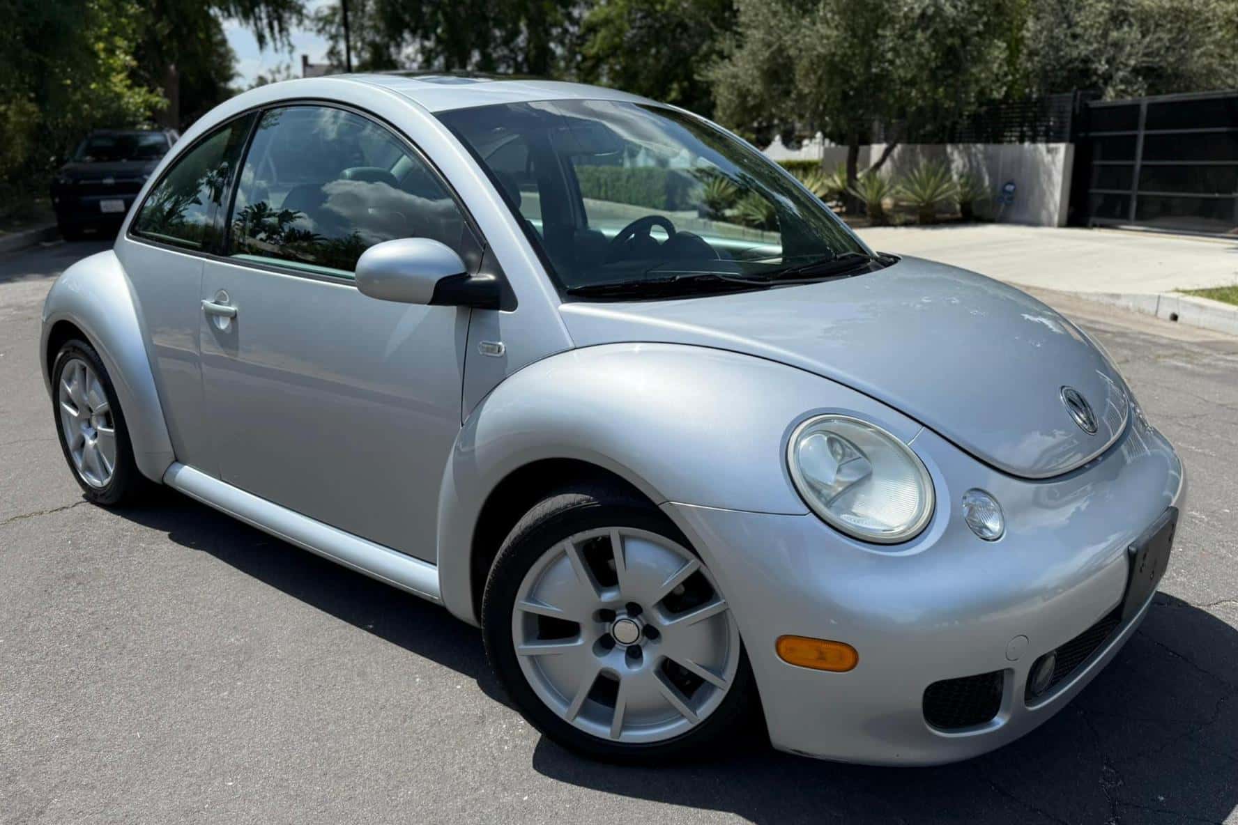 2003 Volkswagen Beetle sold for $4,600