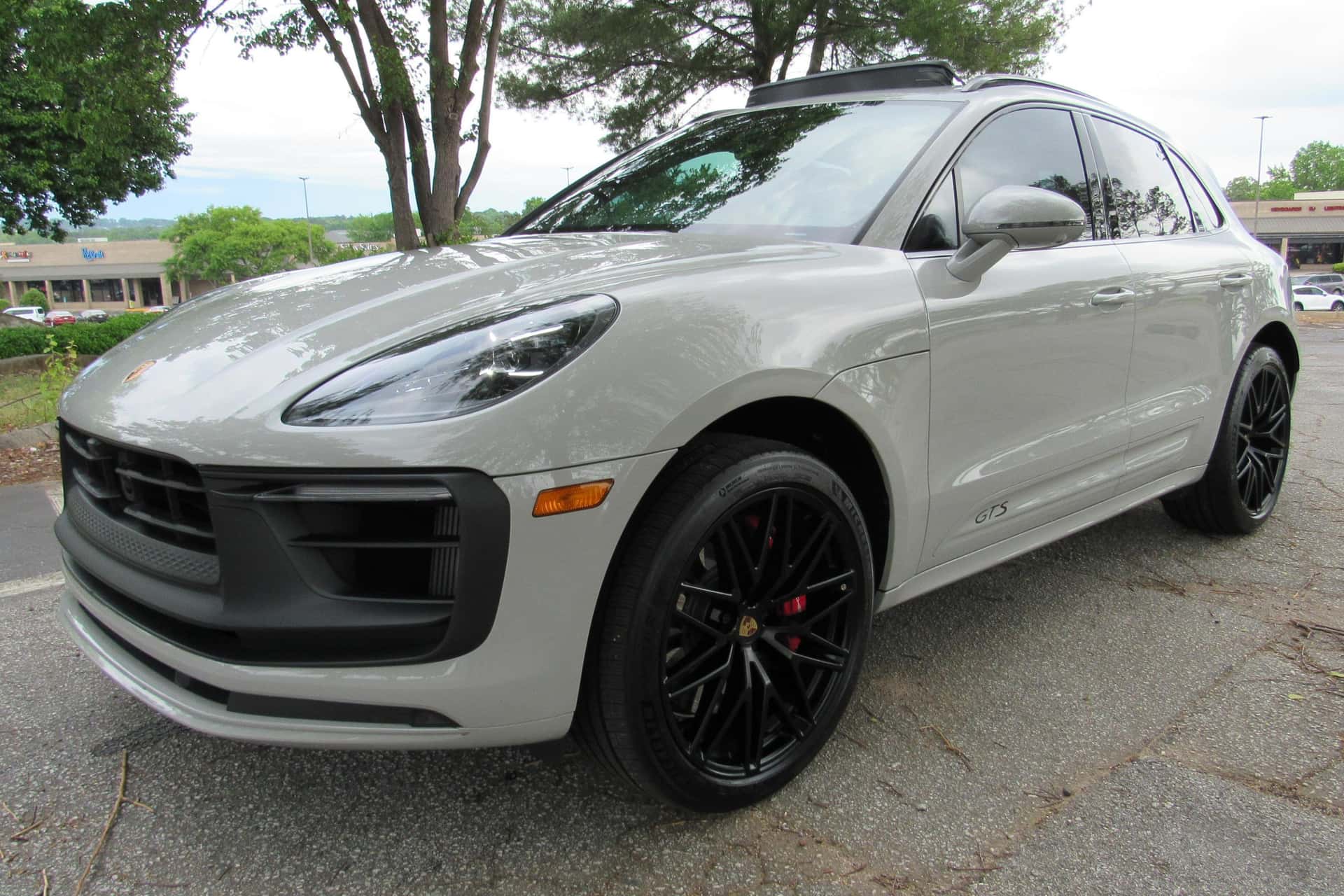 2022 Porsche Macan sold for $63,500