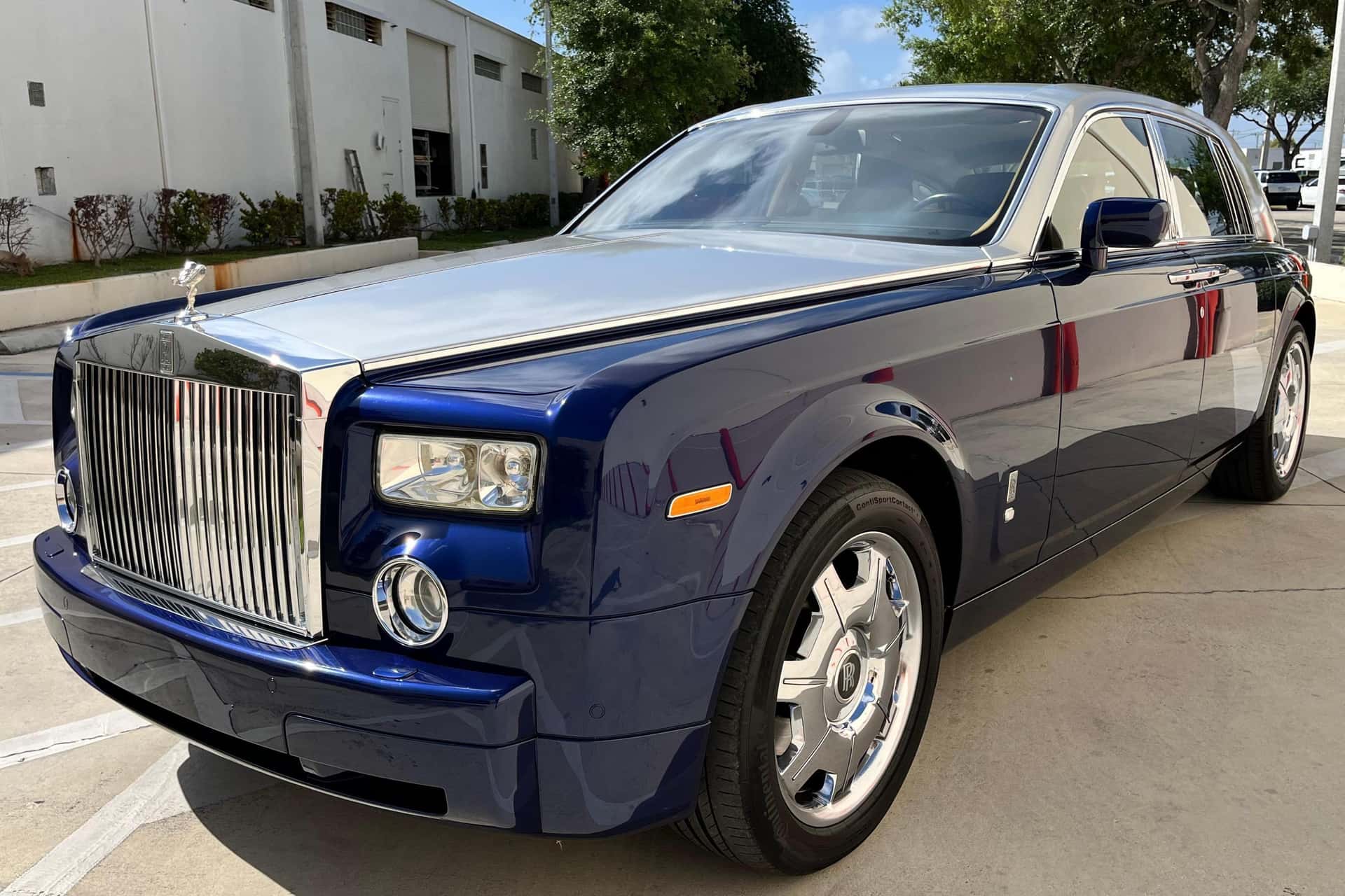 2004 Rolls-Royce Phantom sold for $57,000