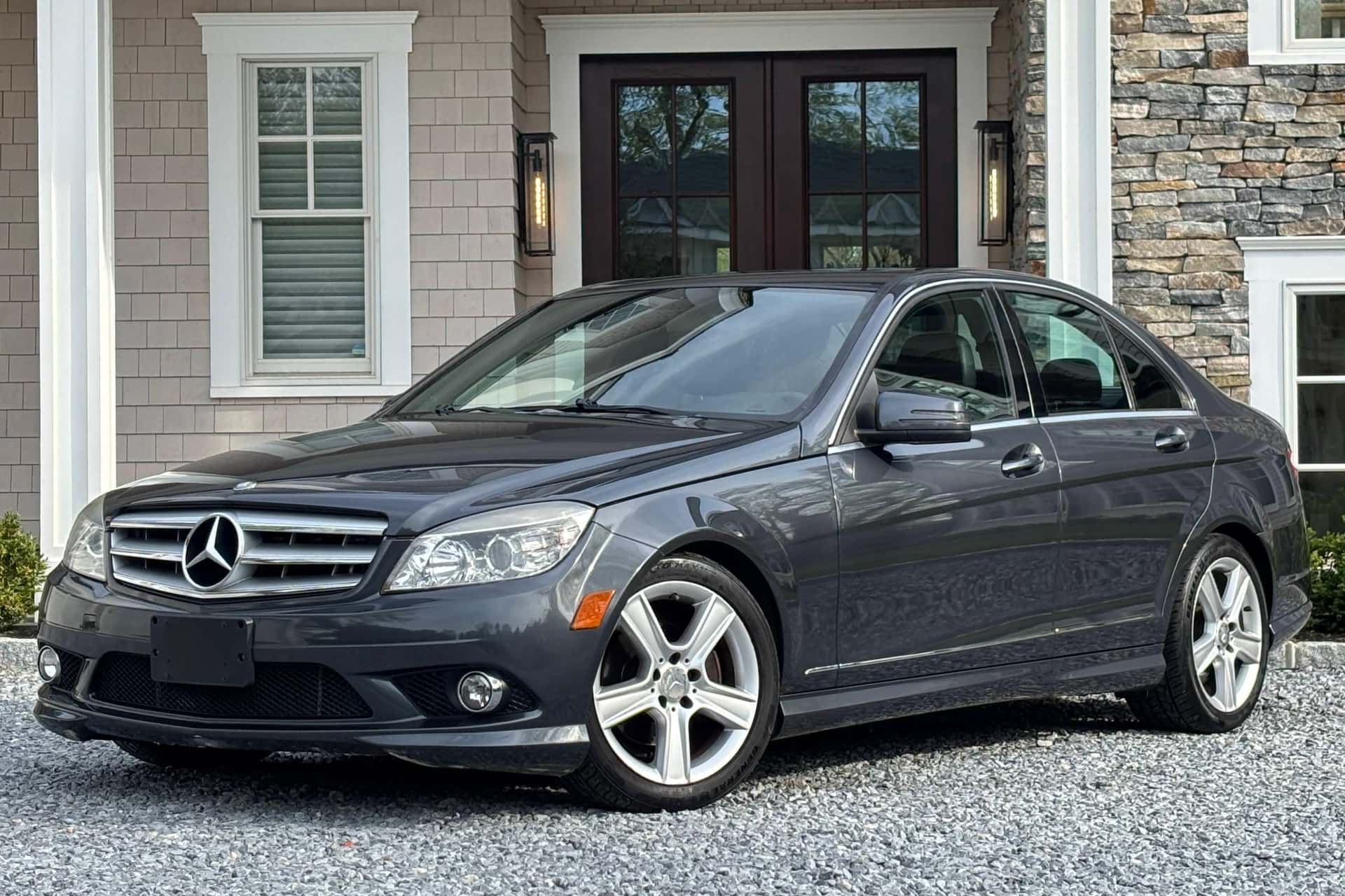 2010 Mercedes-Benz C-Class sold for $8,700