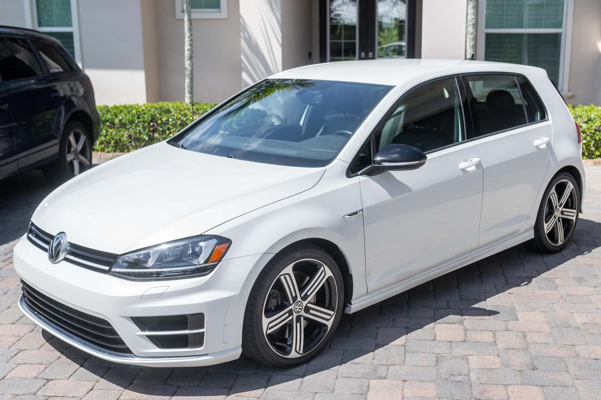 2016 Volkswagen Golf R sold for $20,500