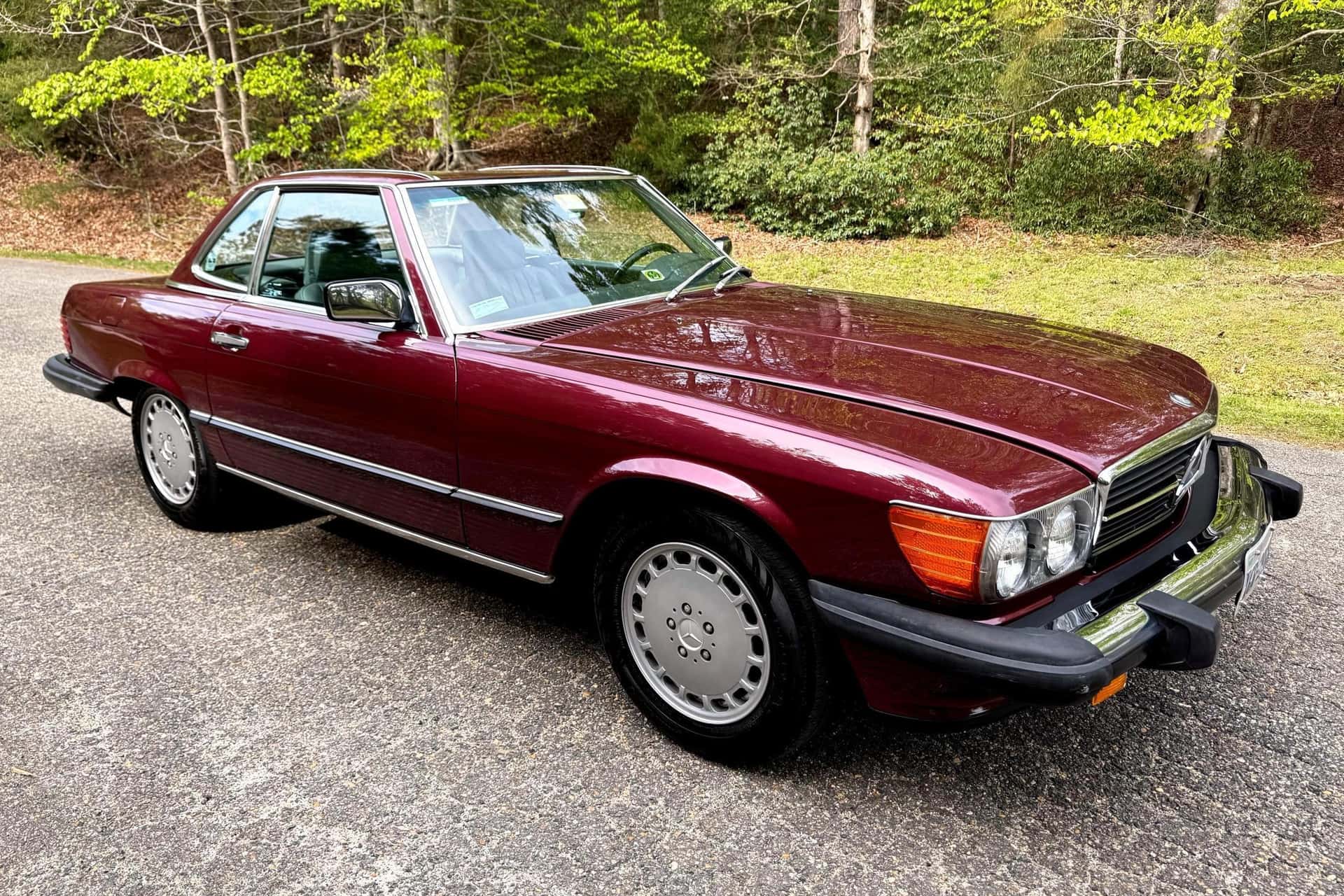 1987 Mercedes-Benz R107 SL sold for $14,605