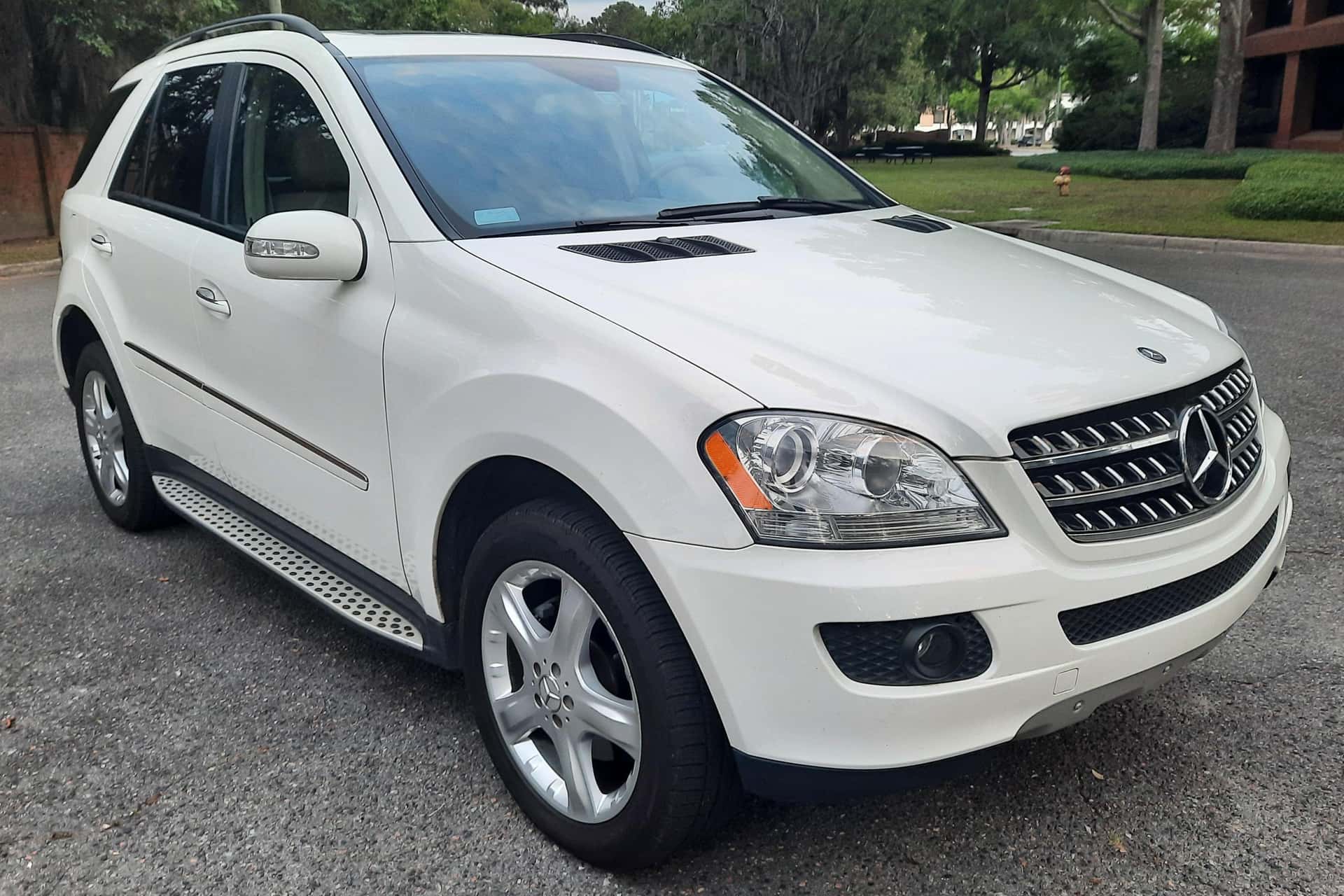 2007 Mercedes-Benz ML-Class sold for $8,200