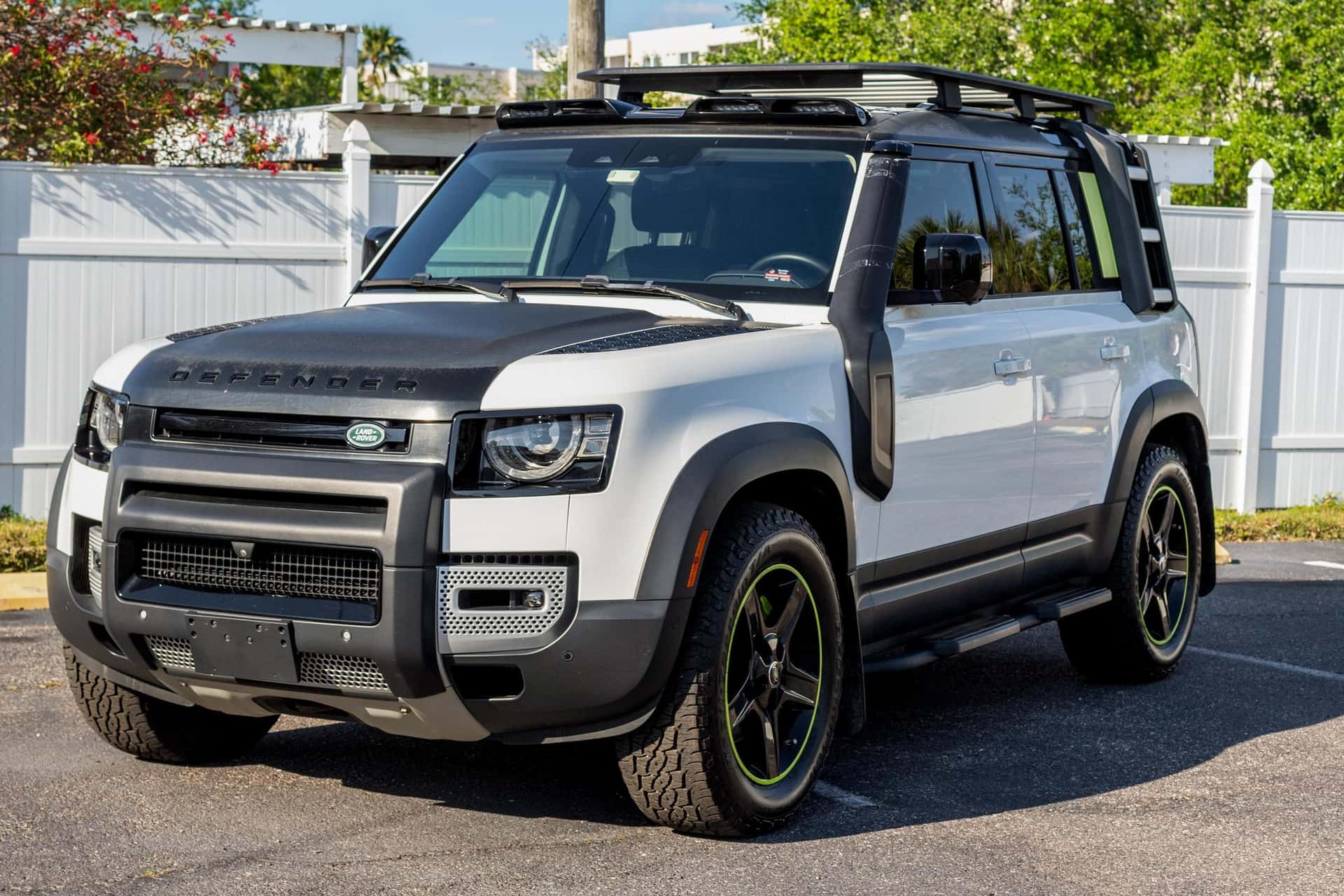 2020 Land Rover Defender sold for $41,000