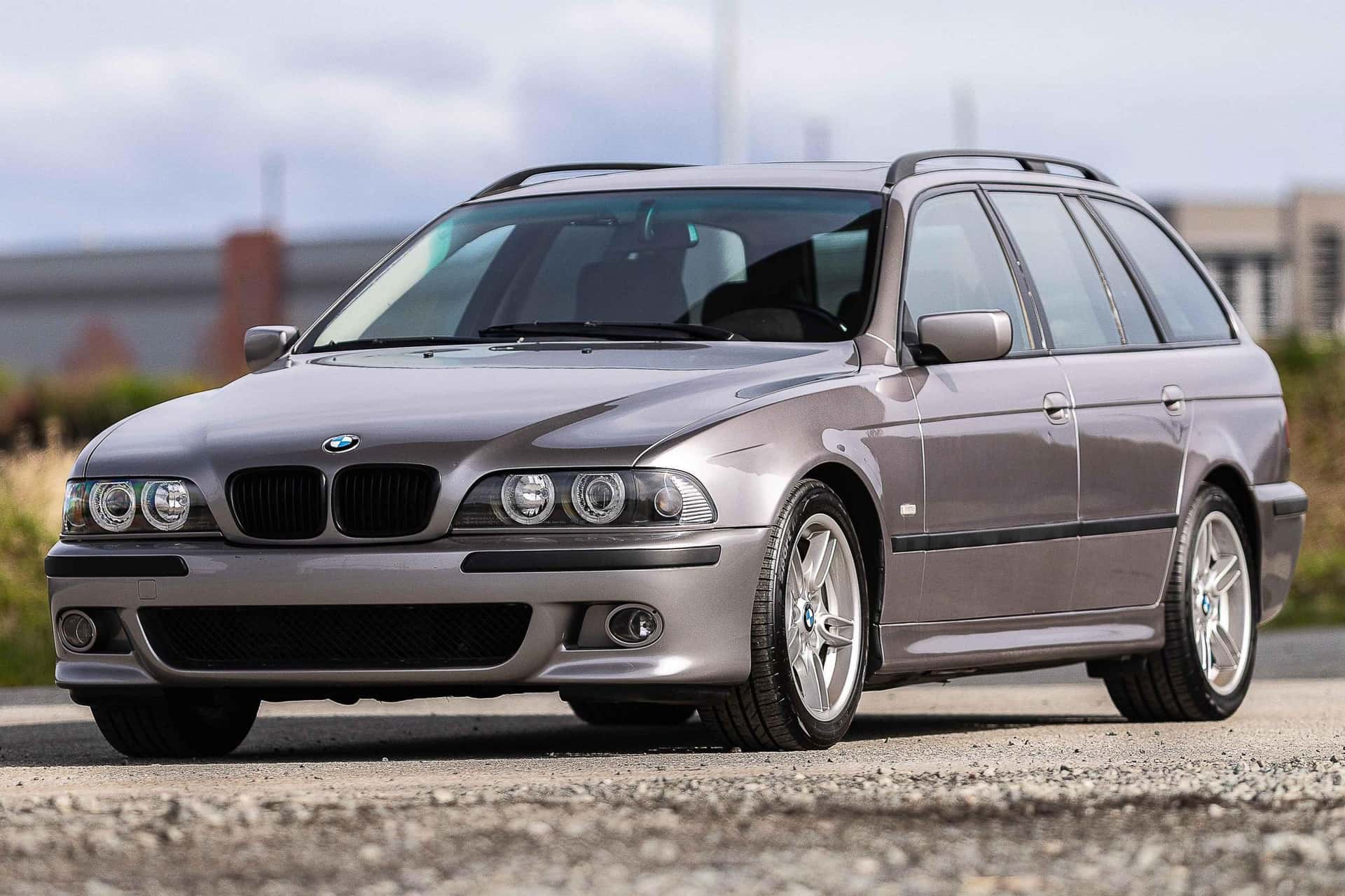 1999 BMW 5 Series sold for $12,900
