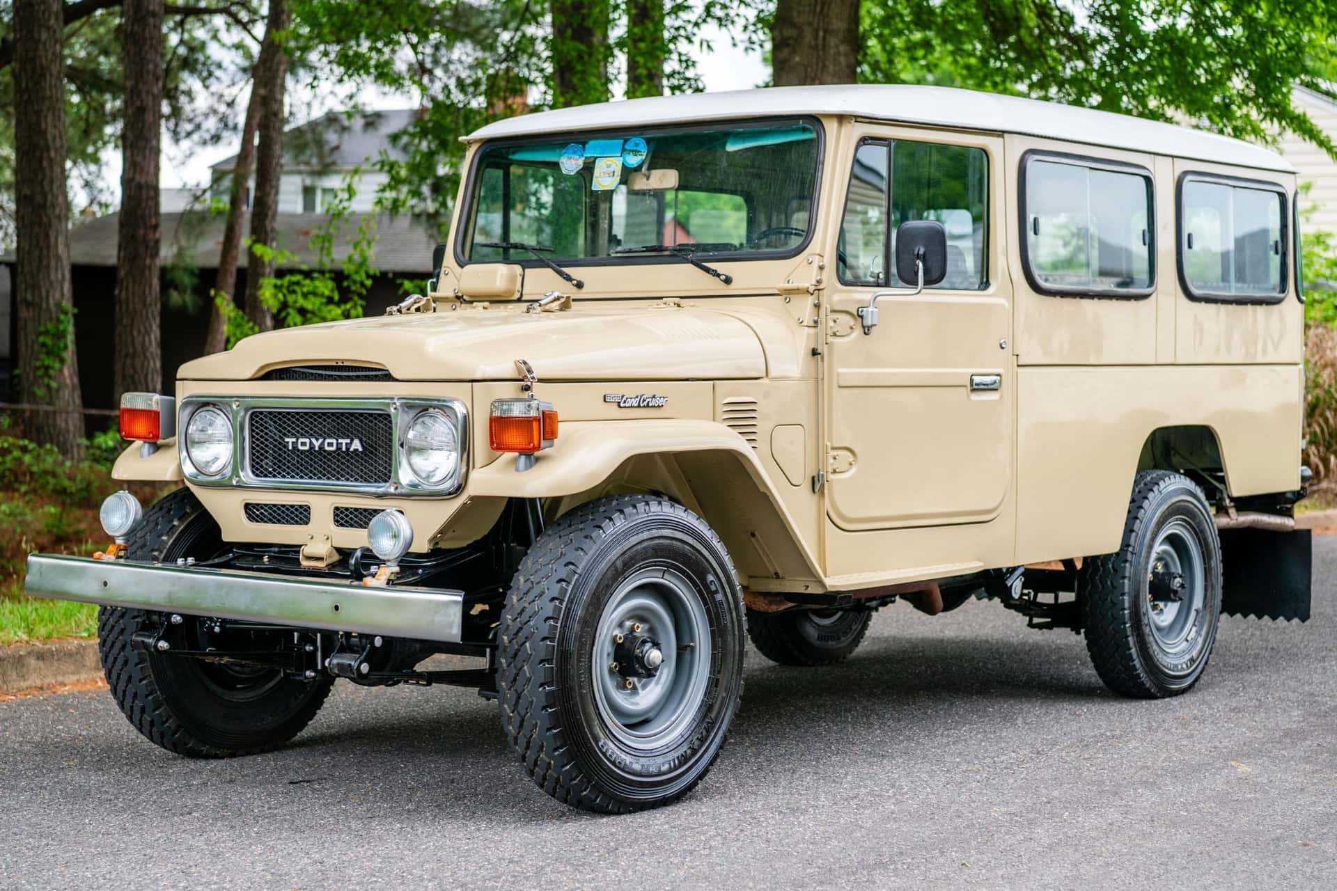 1983 Toyota Land Cruiser sold for $18,500