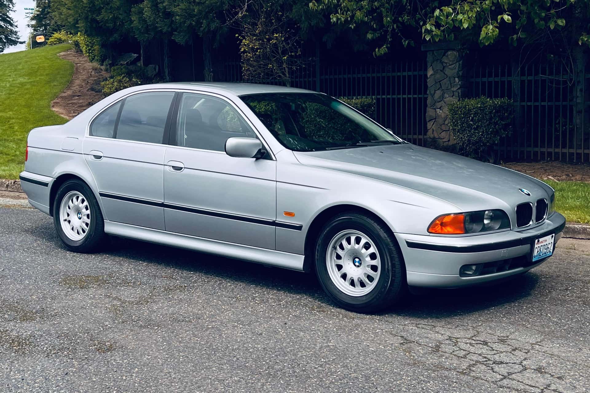 1998 BMW 5 Series sold for $9,200