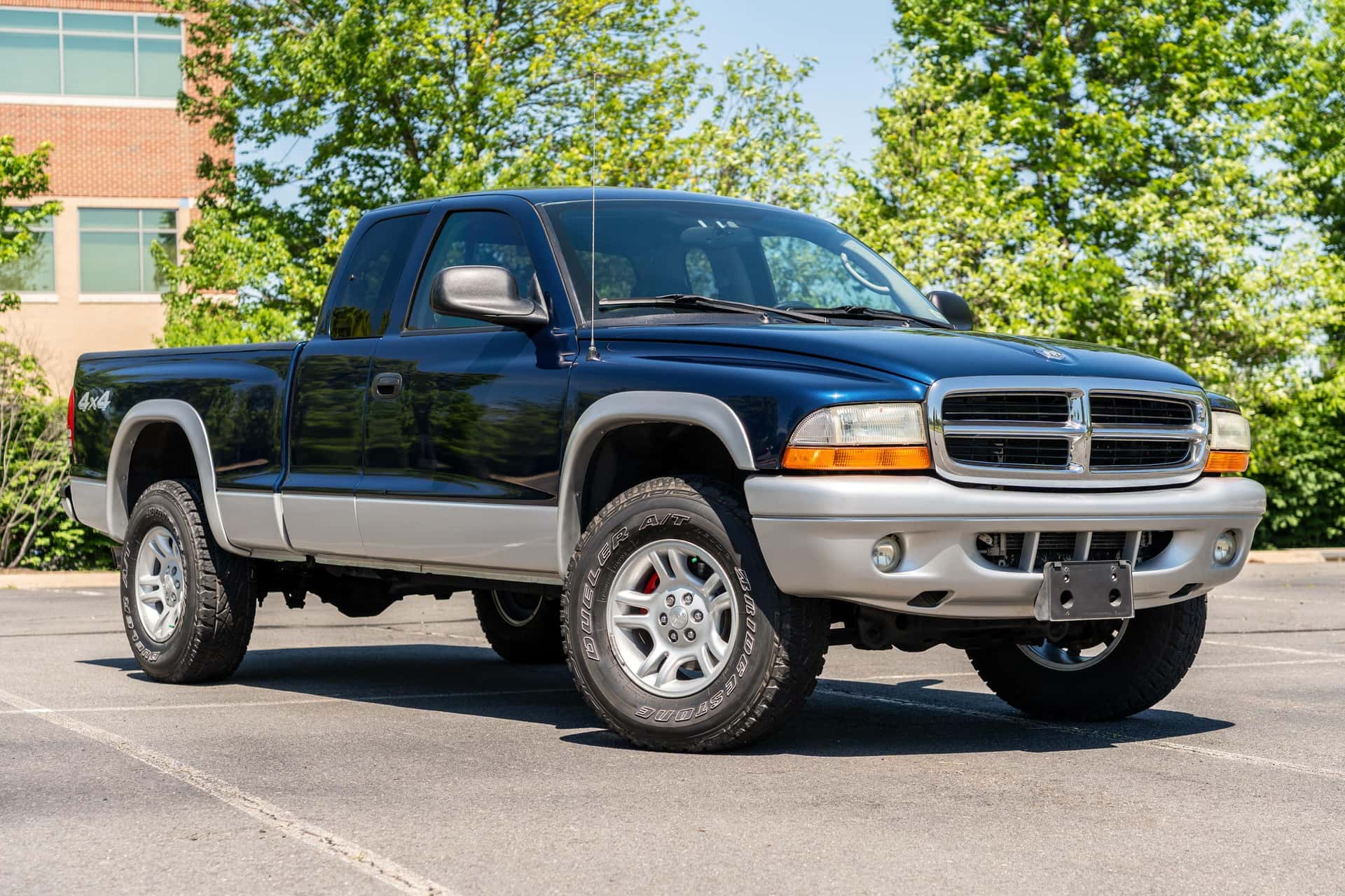 2003 Dodge Dakota sold for $10,000