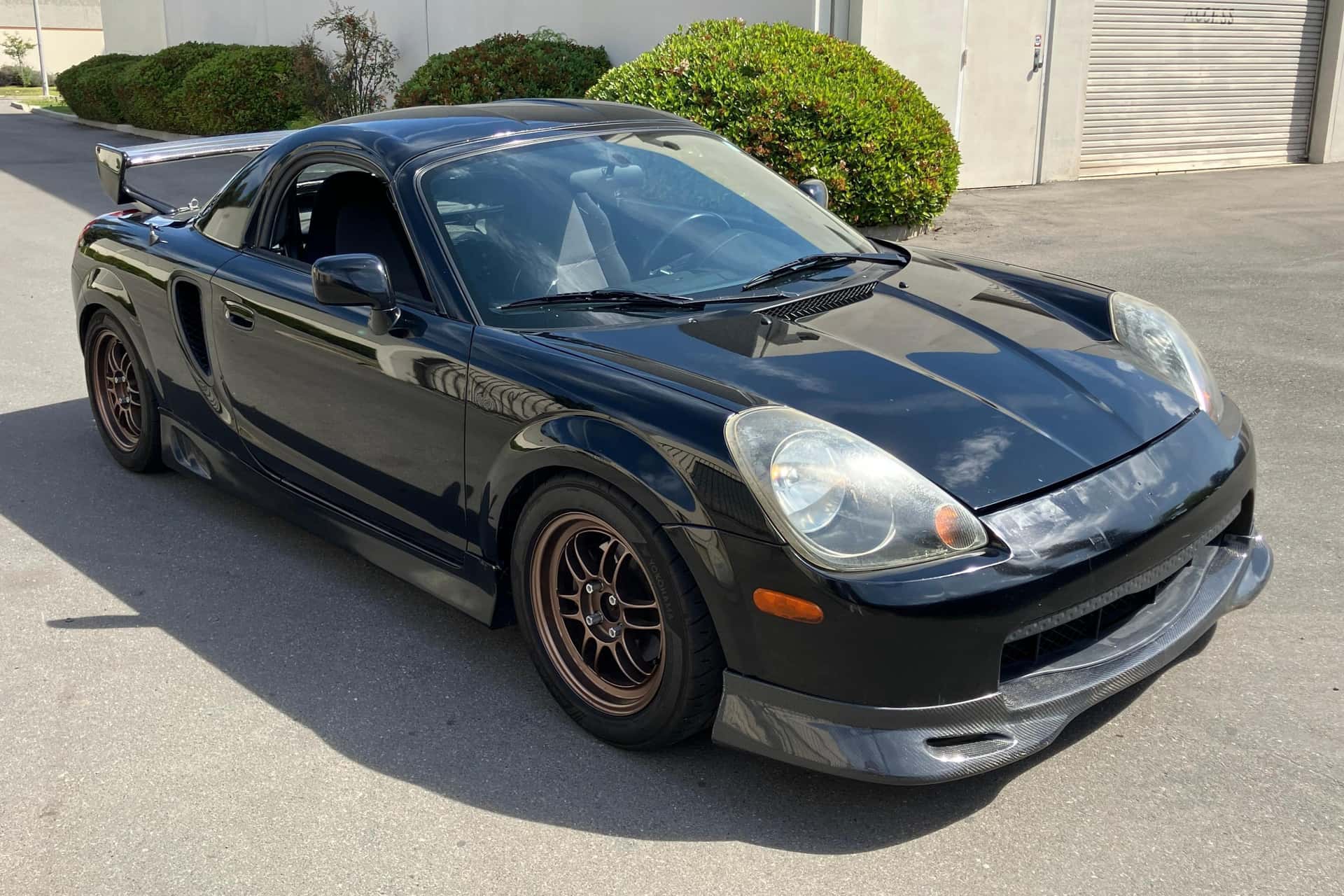 2000 Toyota MR2 Spyder sold for $13,500