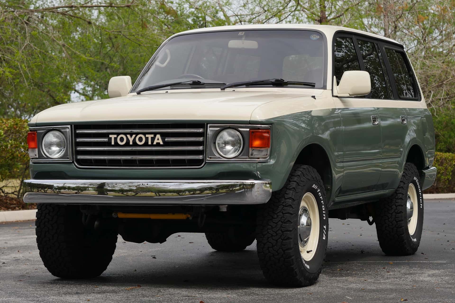 1994 Toyota Land Cruiser sold for $20,000