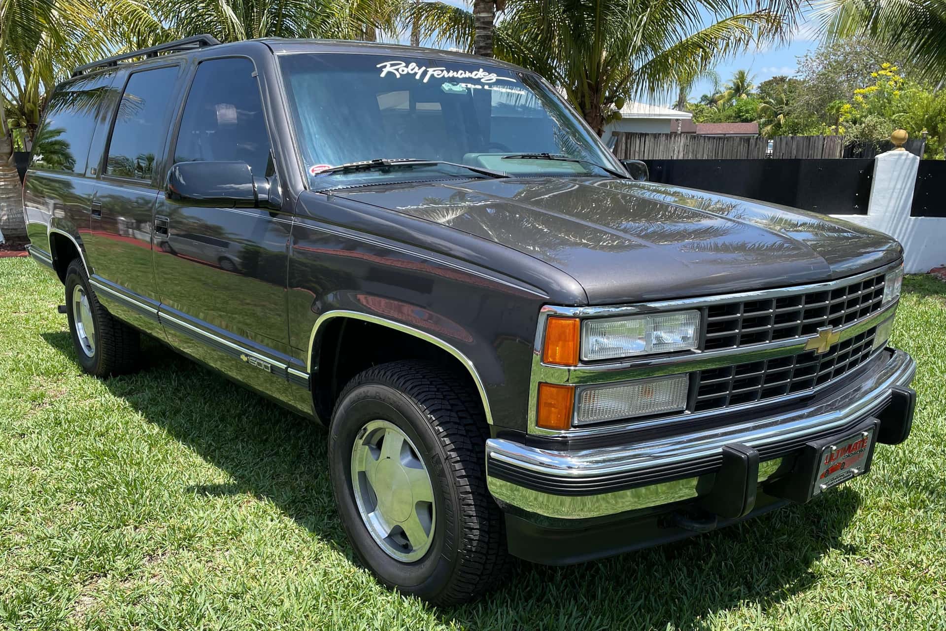 1992 Chevrolet Suburban sold for $16,250