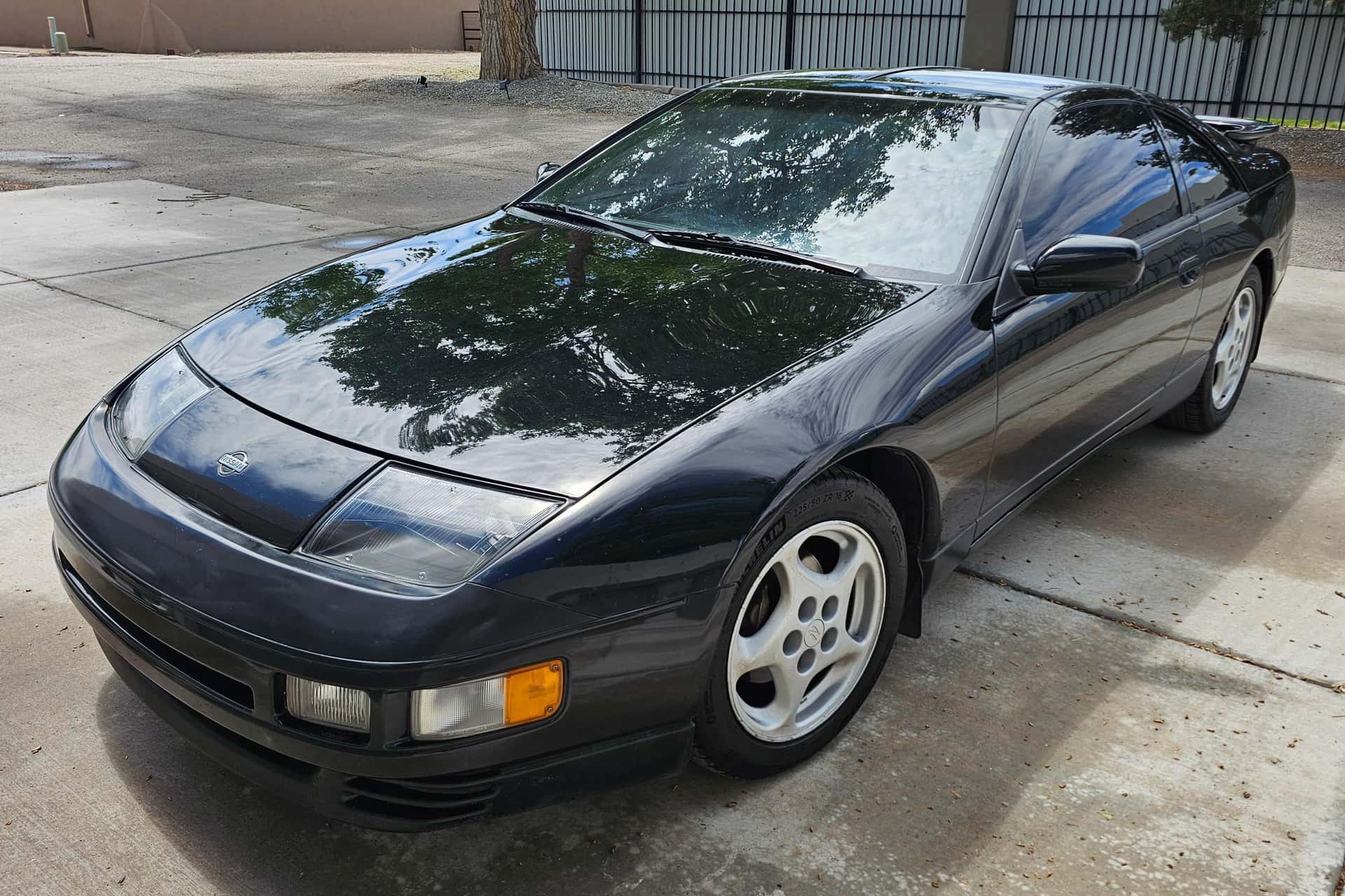 1995 Nissan 300ZX sold for $6,200