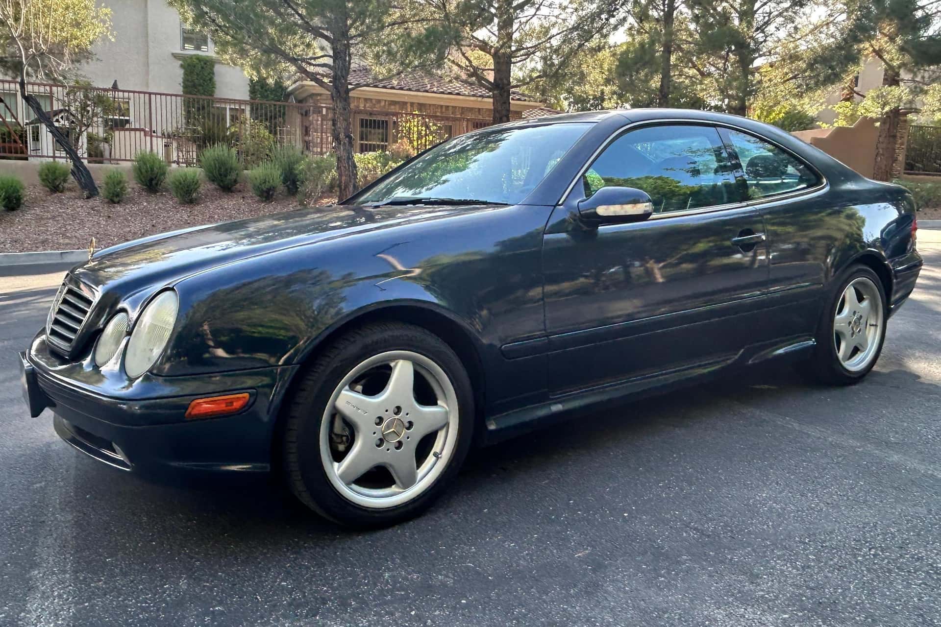 2000 Mercedes-Benz CLK-Class sold for $4,600