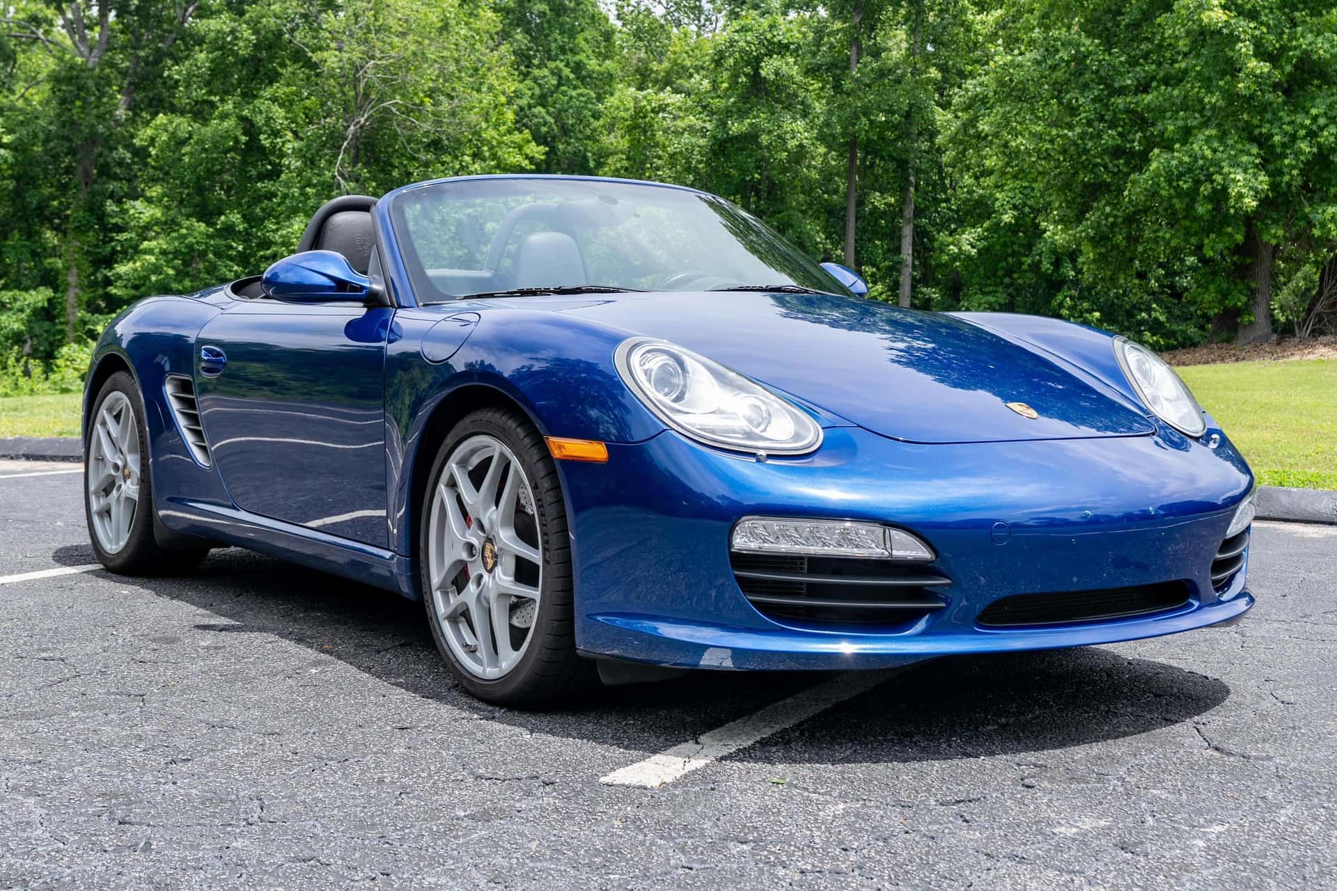 2012 Porsche 987 Boxster sold for $28,750