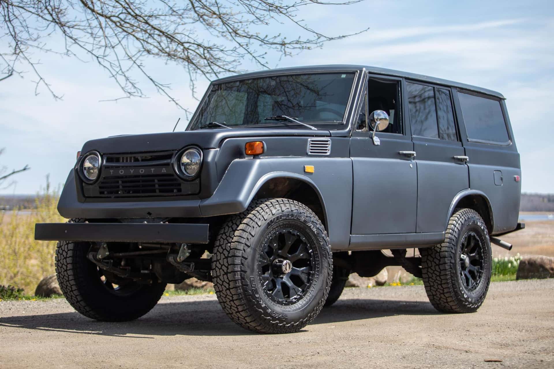 1972 Toyota Land Cruiser sold for $10,100