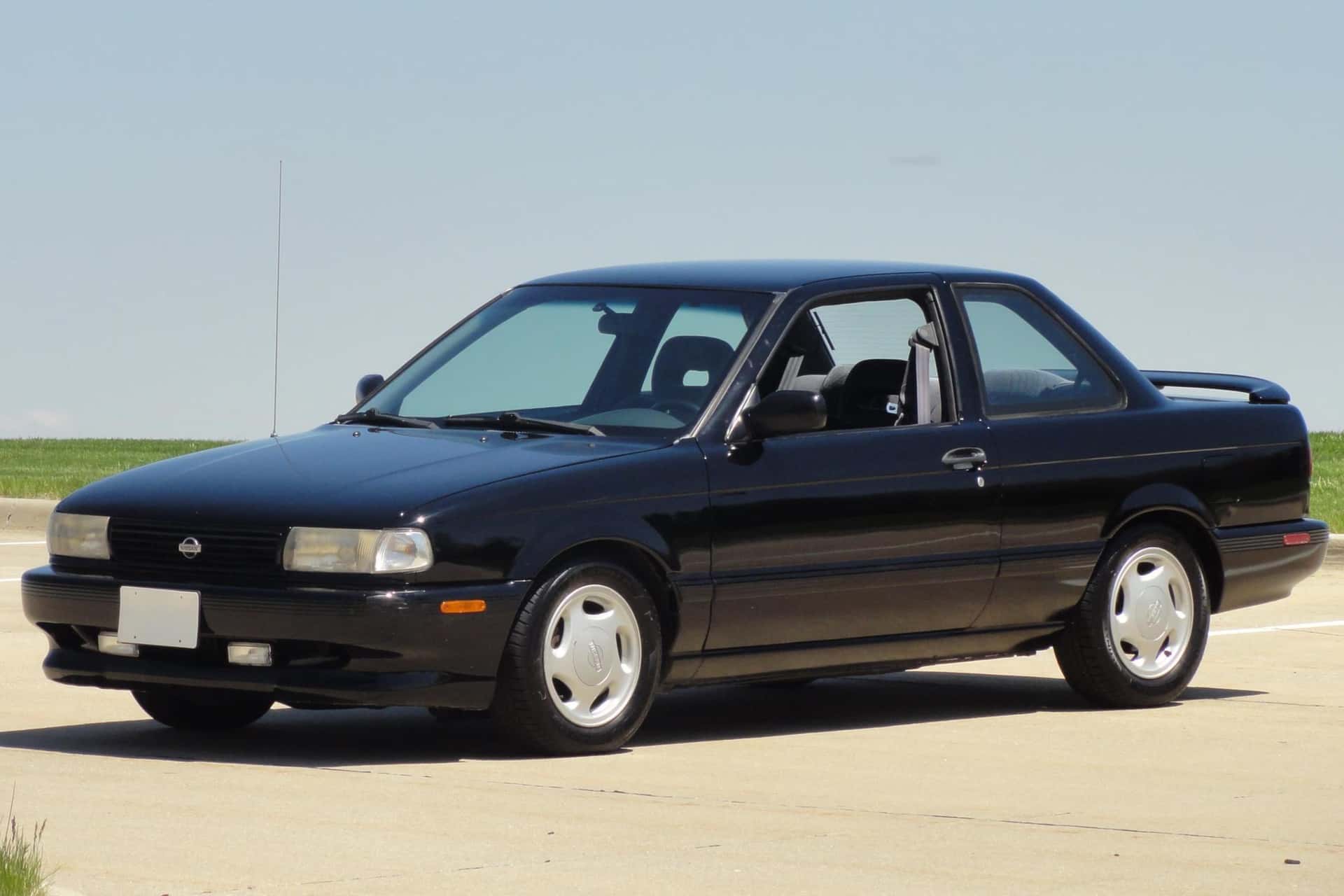 1994 Nissan Sentra sold for $7,400