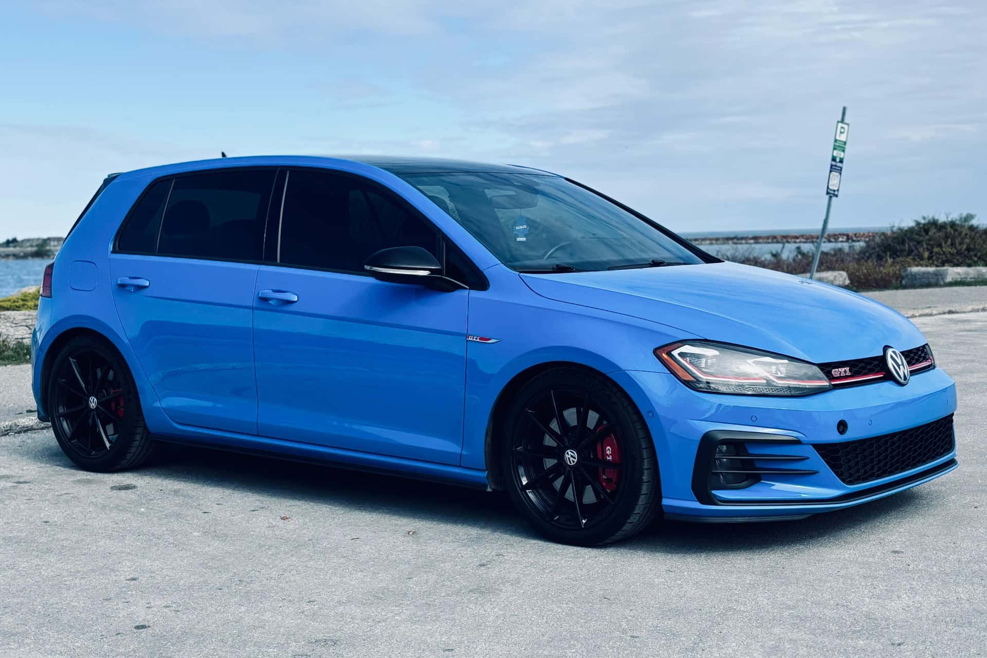 2021 Volkswagen Mk7 GTI sold for $16,919