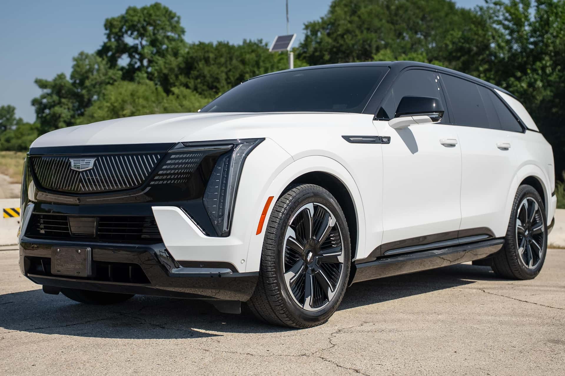 2025 Cadillac Escalade sold for $114,000