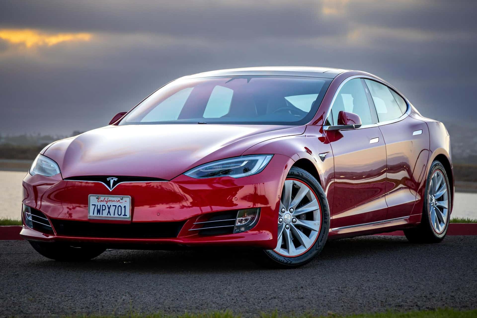 2016 Tesla Model S sold for $25,000