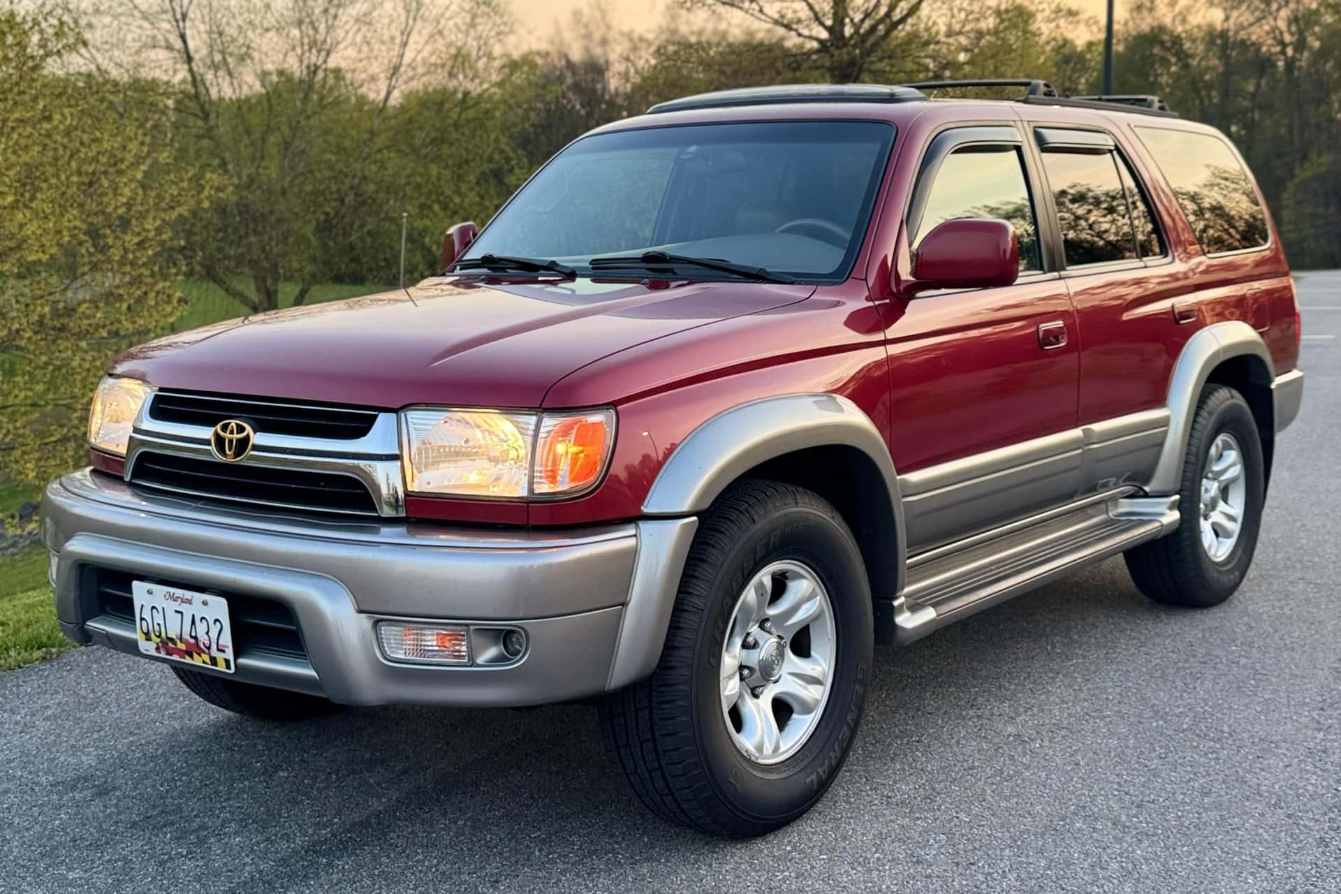 2001 Toyota 4Runner sold for $10,100