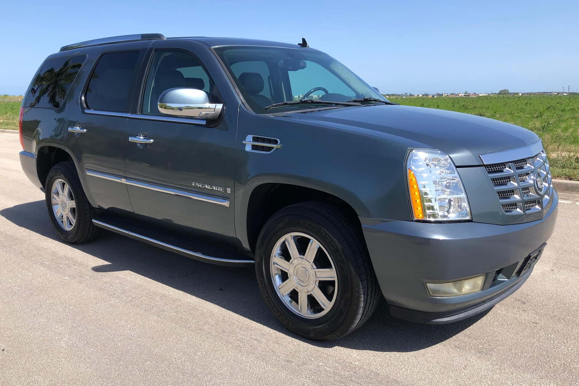 2008 Cadillac Escalade sold for $9,200