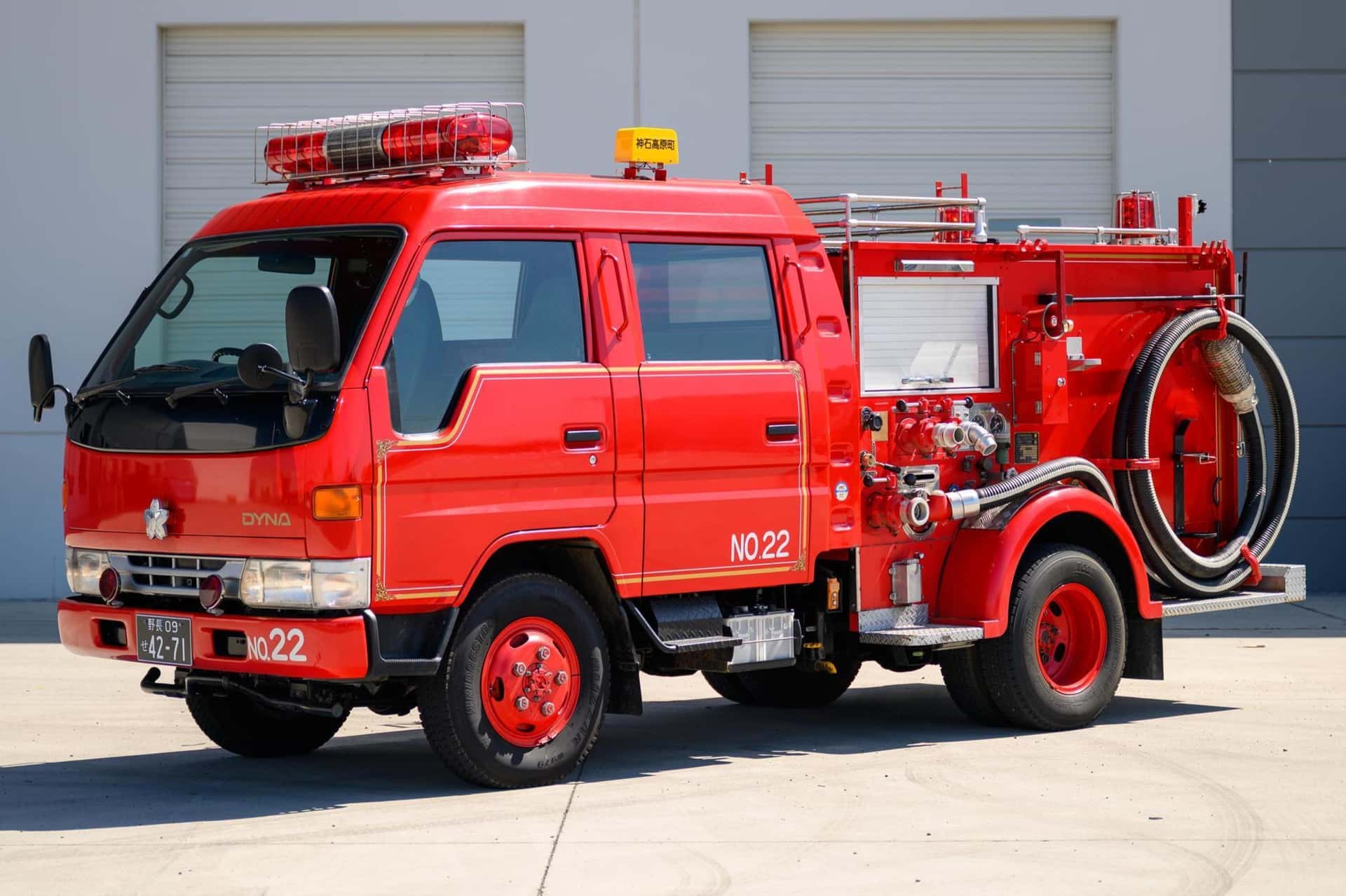 1997 Toyota Dyna sold for $17,900