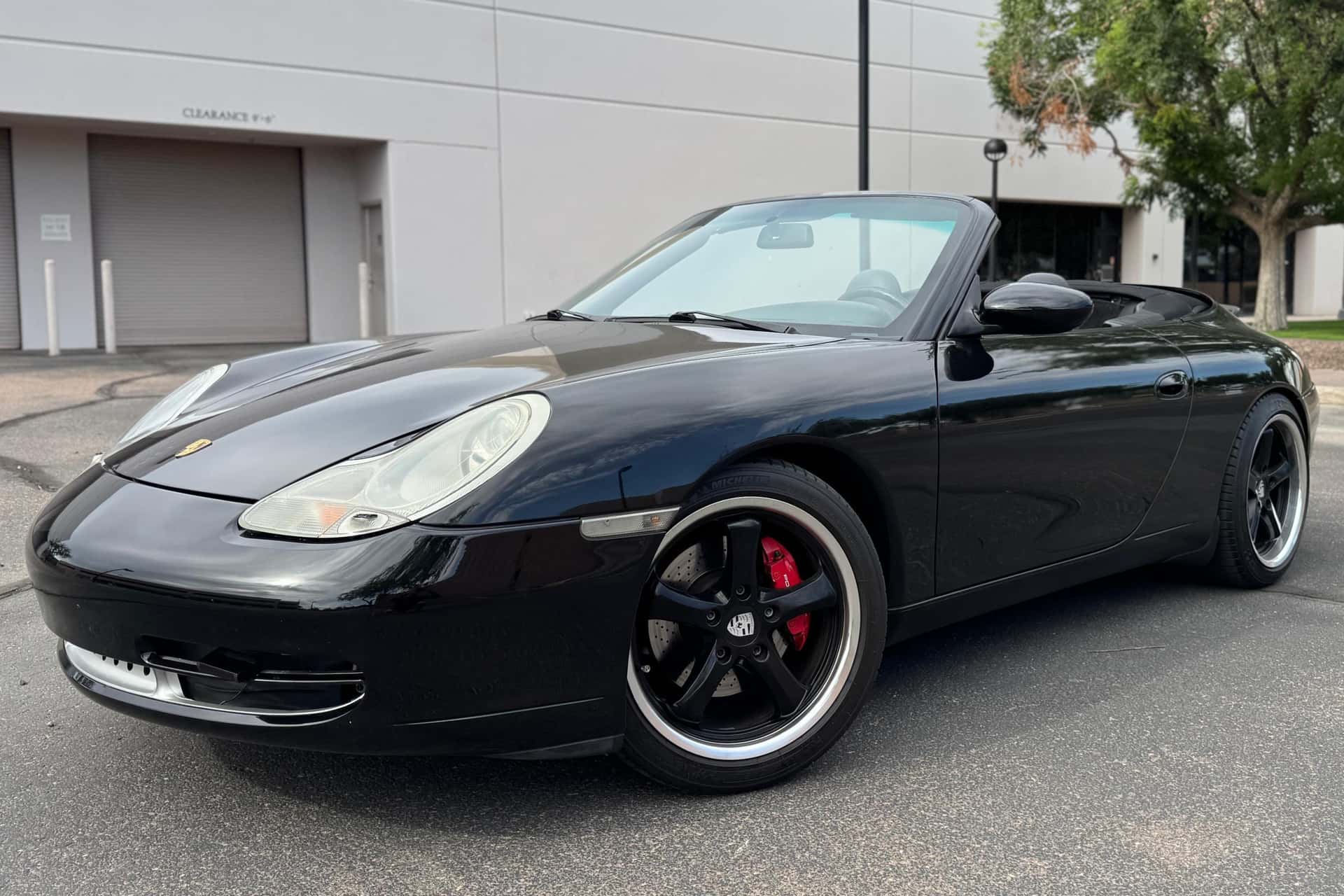 2000 Porsche 996 911 sold for $24,800