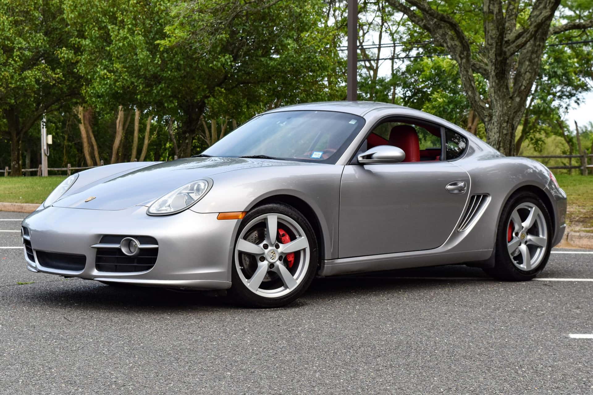 2008 Porsche 987 Cayman sold for $26,500