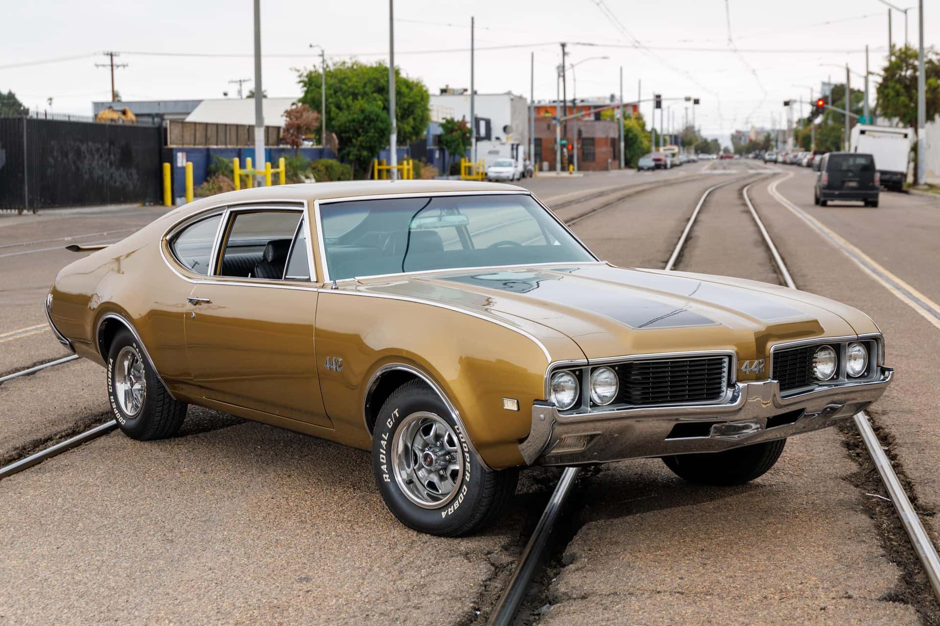 1969 Oldsmobile 442 sold for $25,442