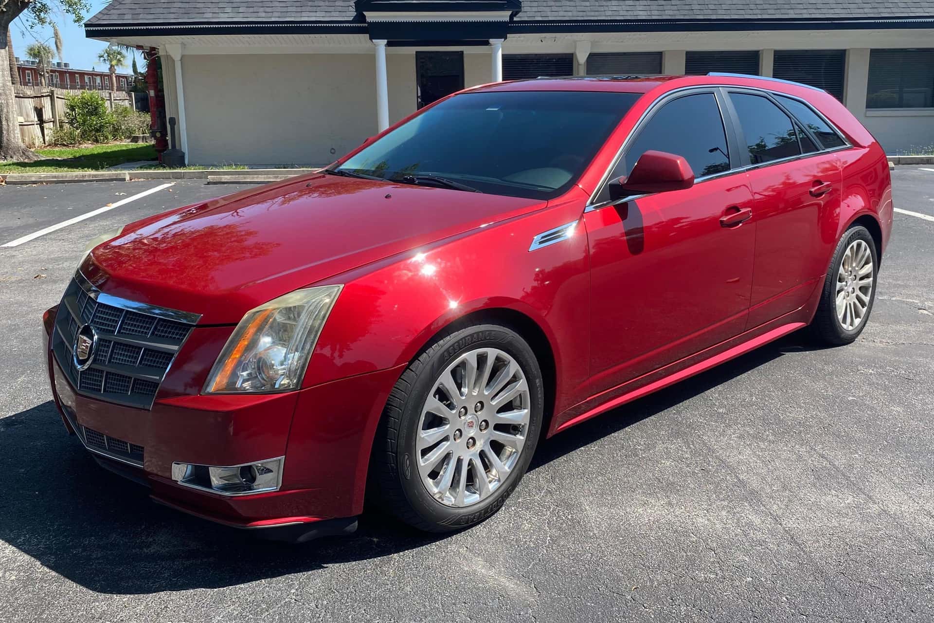 2010 Cadillac CTS sold for $9,300