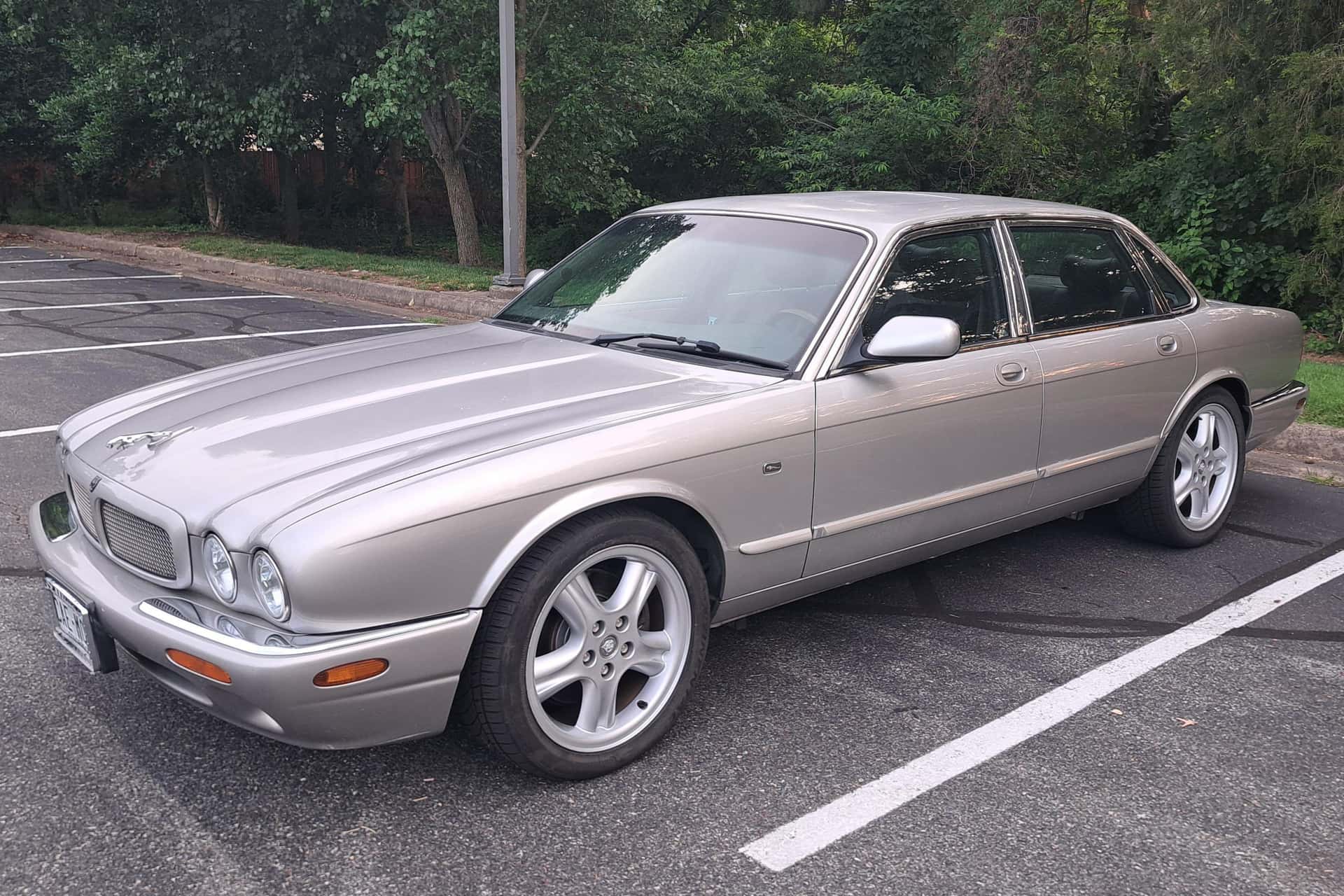 1999 Jaguar XJR sold for $3,600