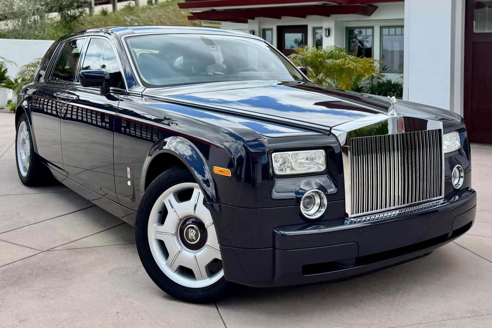 2004 Rolls-Royce Phantom sold for $70,000