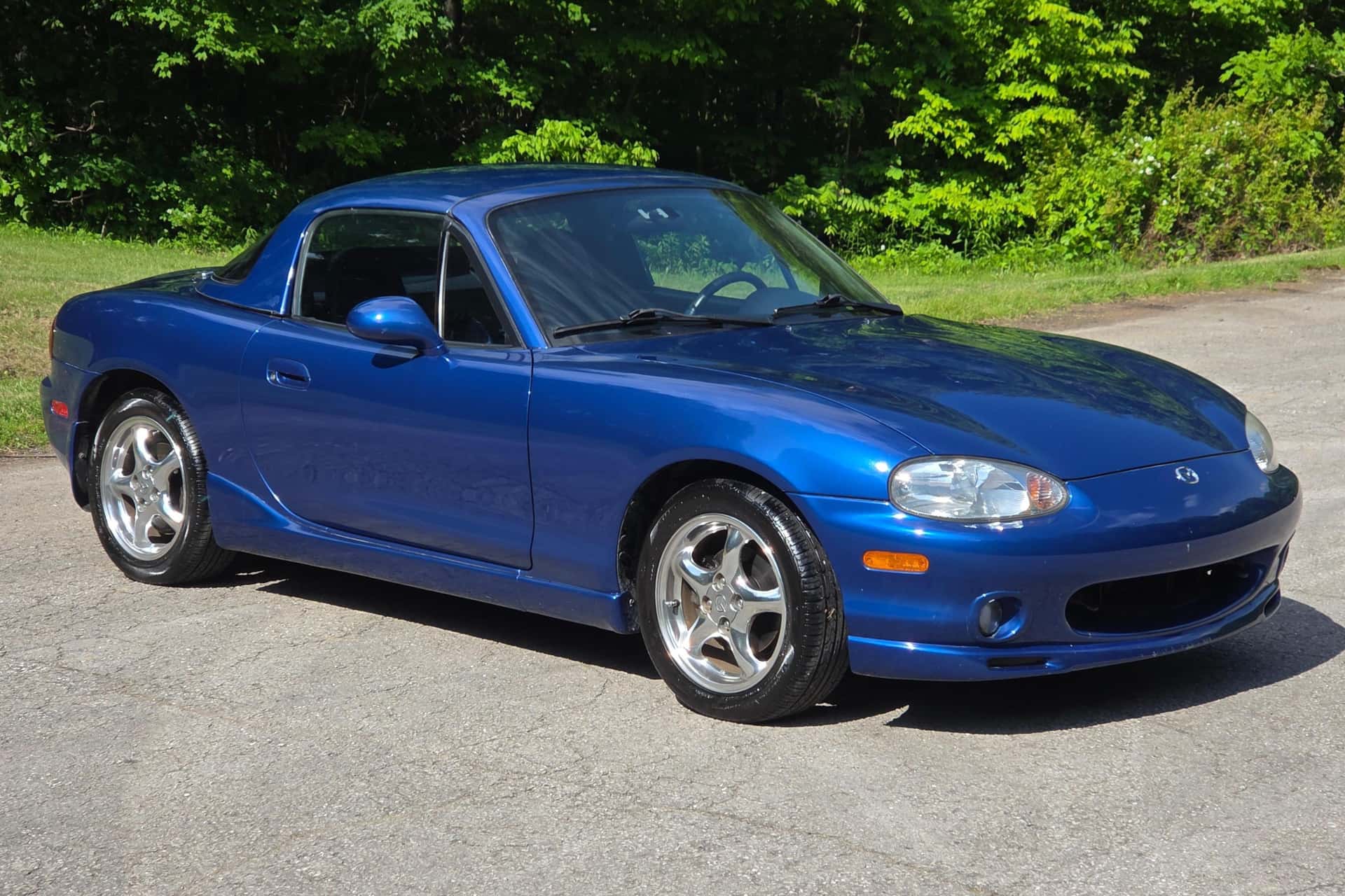 1999 Mazda NB Miata sold for $11,400