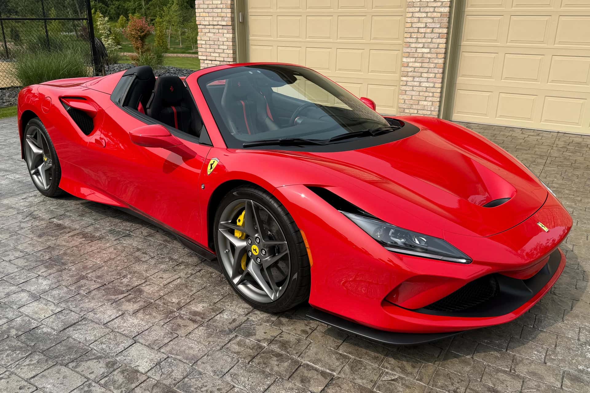 2022 Ferrari F8 sold for $391,000