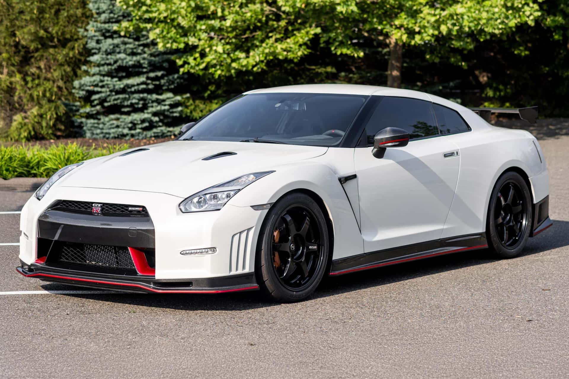 2015 Nissan R35 GT-R sold for $126,500