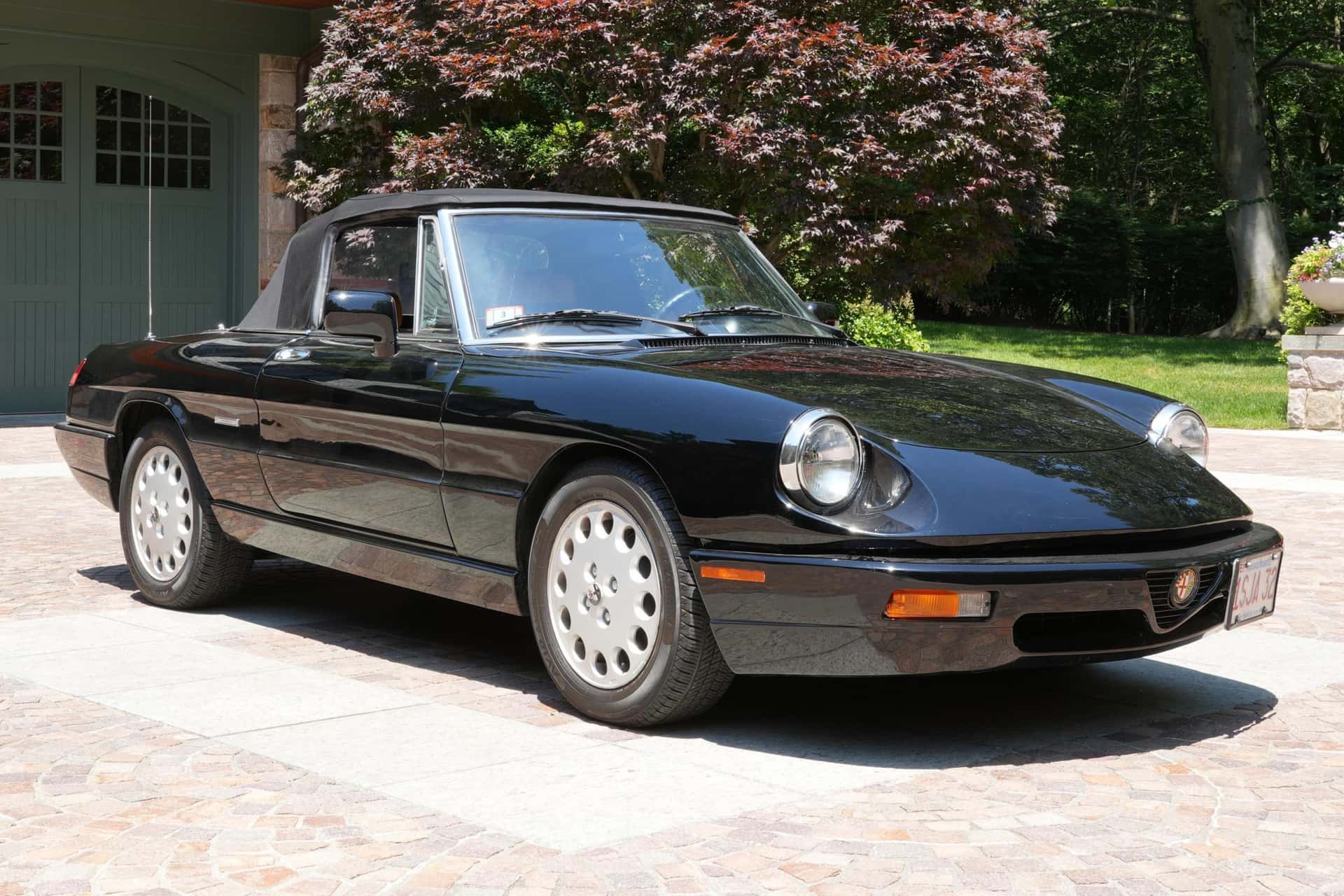 1993 Alfa Romeo Spider sold for $7,700