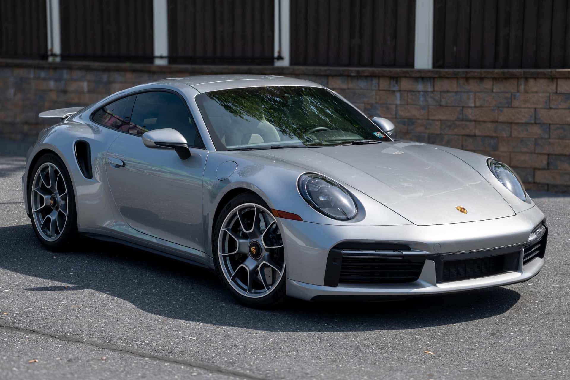 2022 Porsche 992 911 sold for $221,000