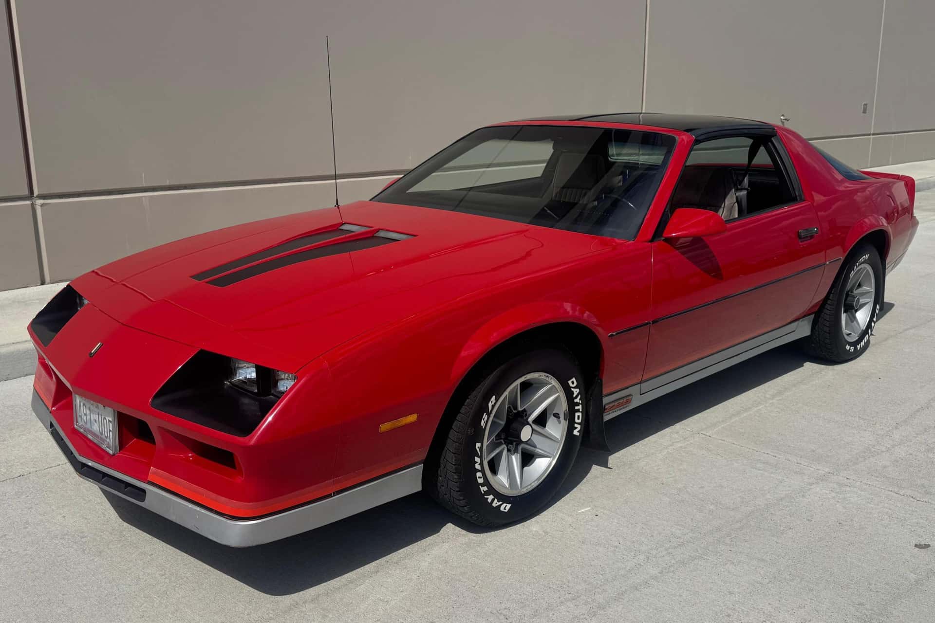 1983 Chevrolet Camaro sold for $7,500