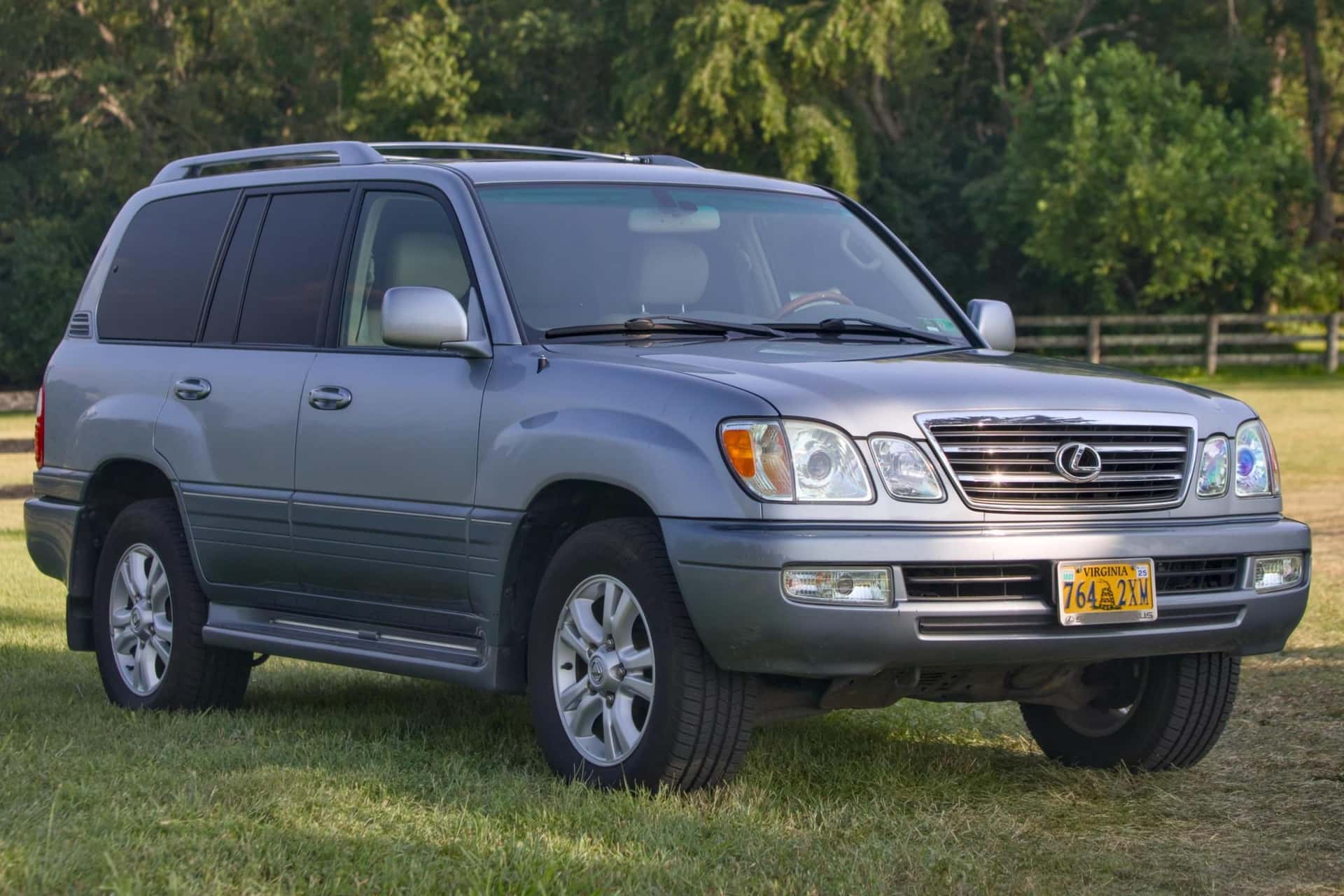 2004 Lexus LX sold for $25,000