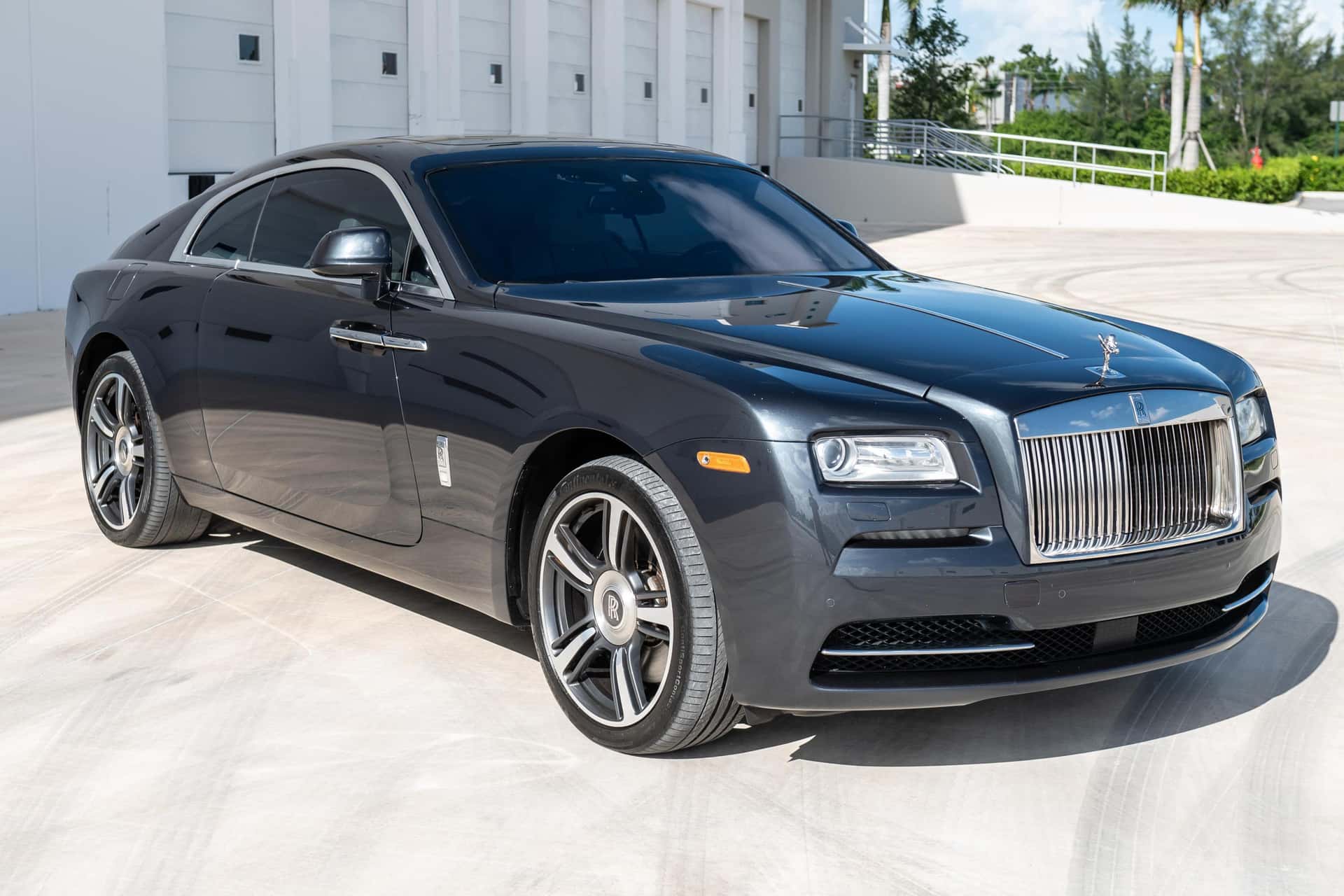 2015 Rolls-Royce Wraith sold for $107,777