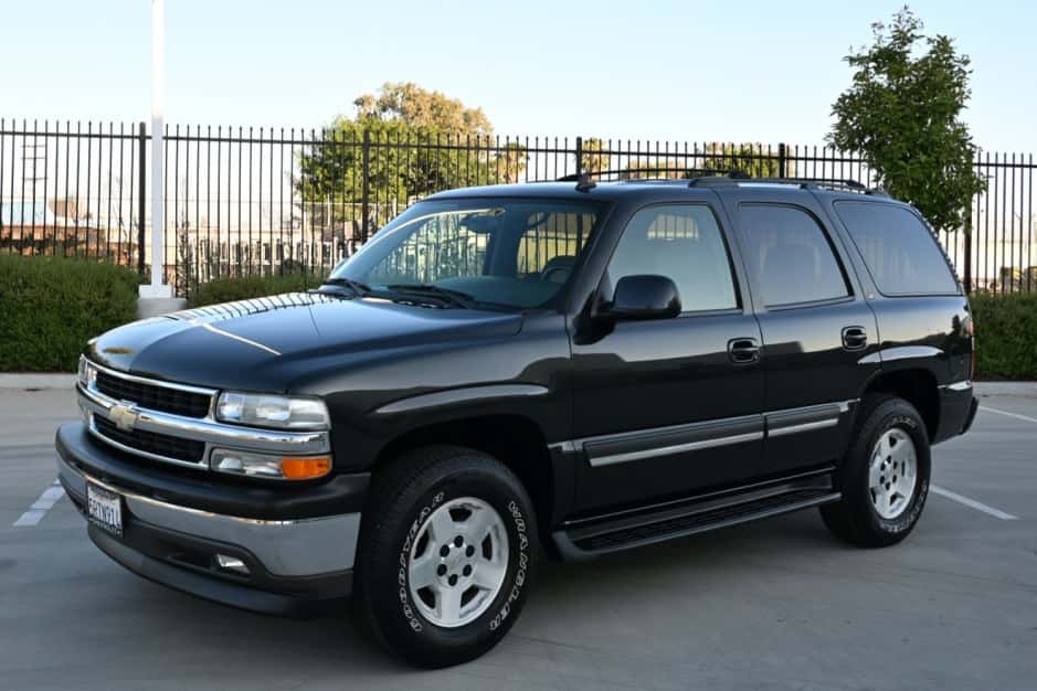 2006 Chevrolet Tahoe GMT800 sold for $21,000
